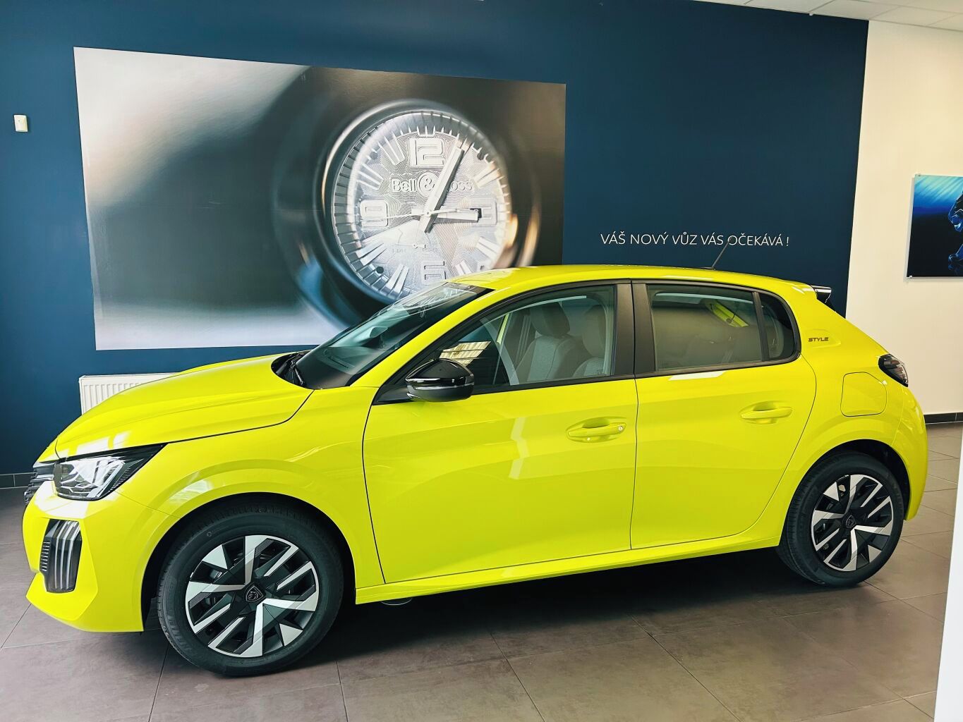 Peugeot 208, STYLE Turbo 100 S&S MAN6 - fotka 4