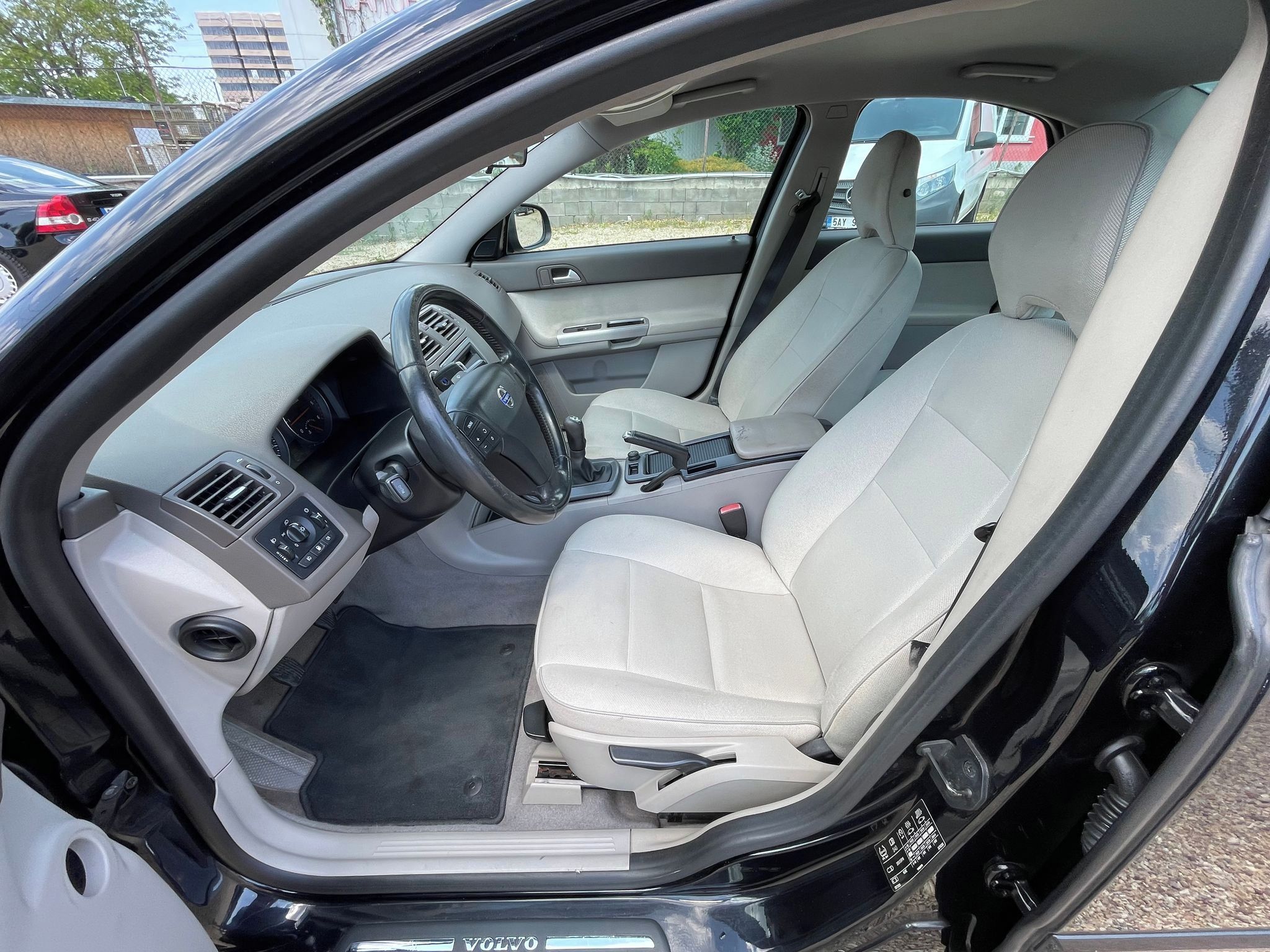 Volvo S40, 1.6D 84KW*NOVÉ VSTŘIKY* - fotka 6