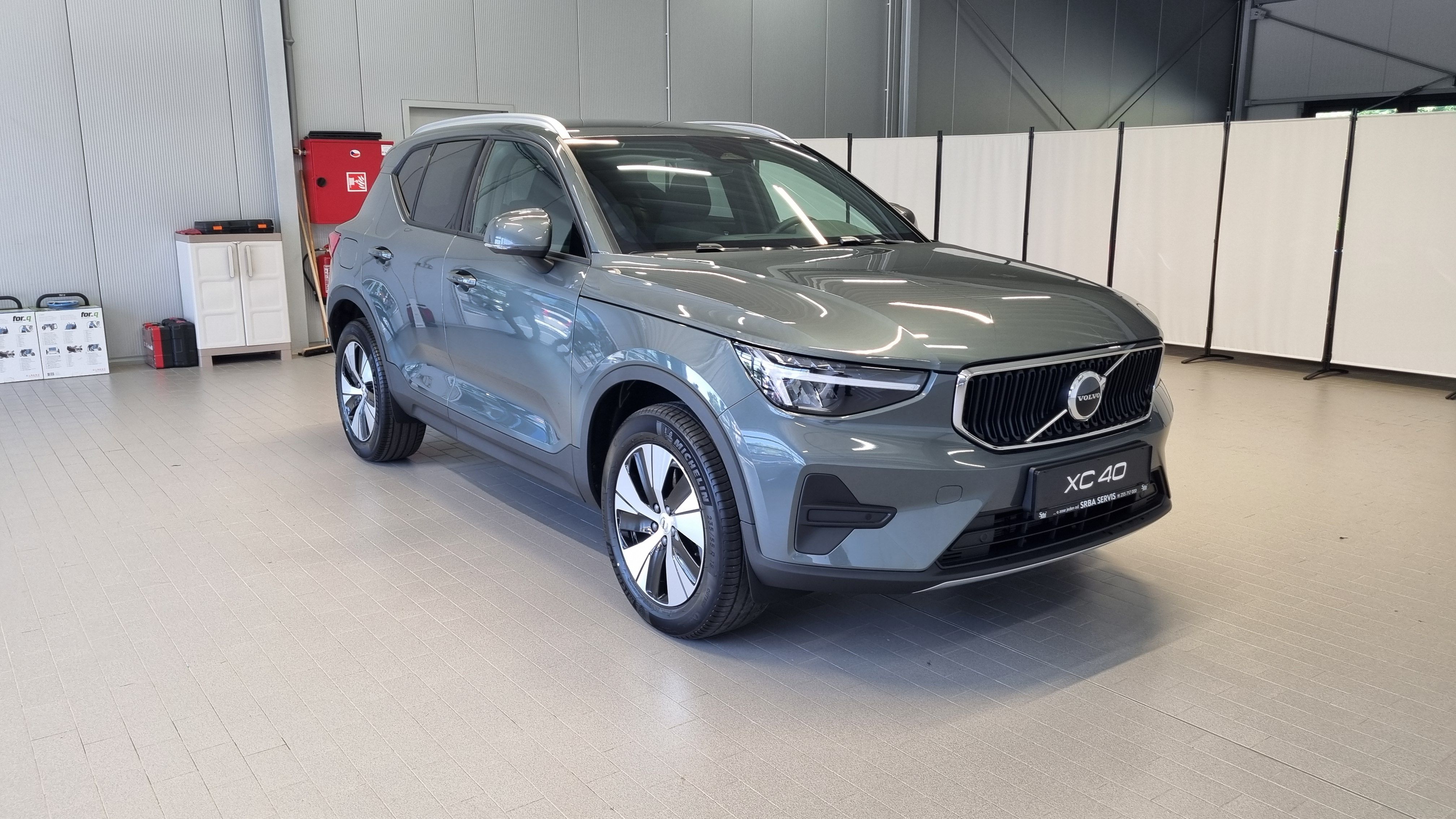 Volvo XC40, B3 2.0L 163 HP AT7 FWD CORE - fotka 6