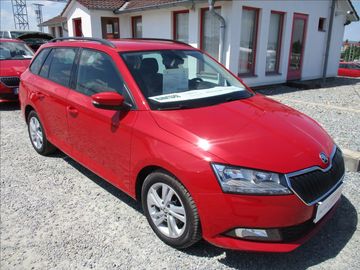 1,0 TSI, klima,servis,DPH,CZ,