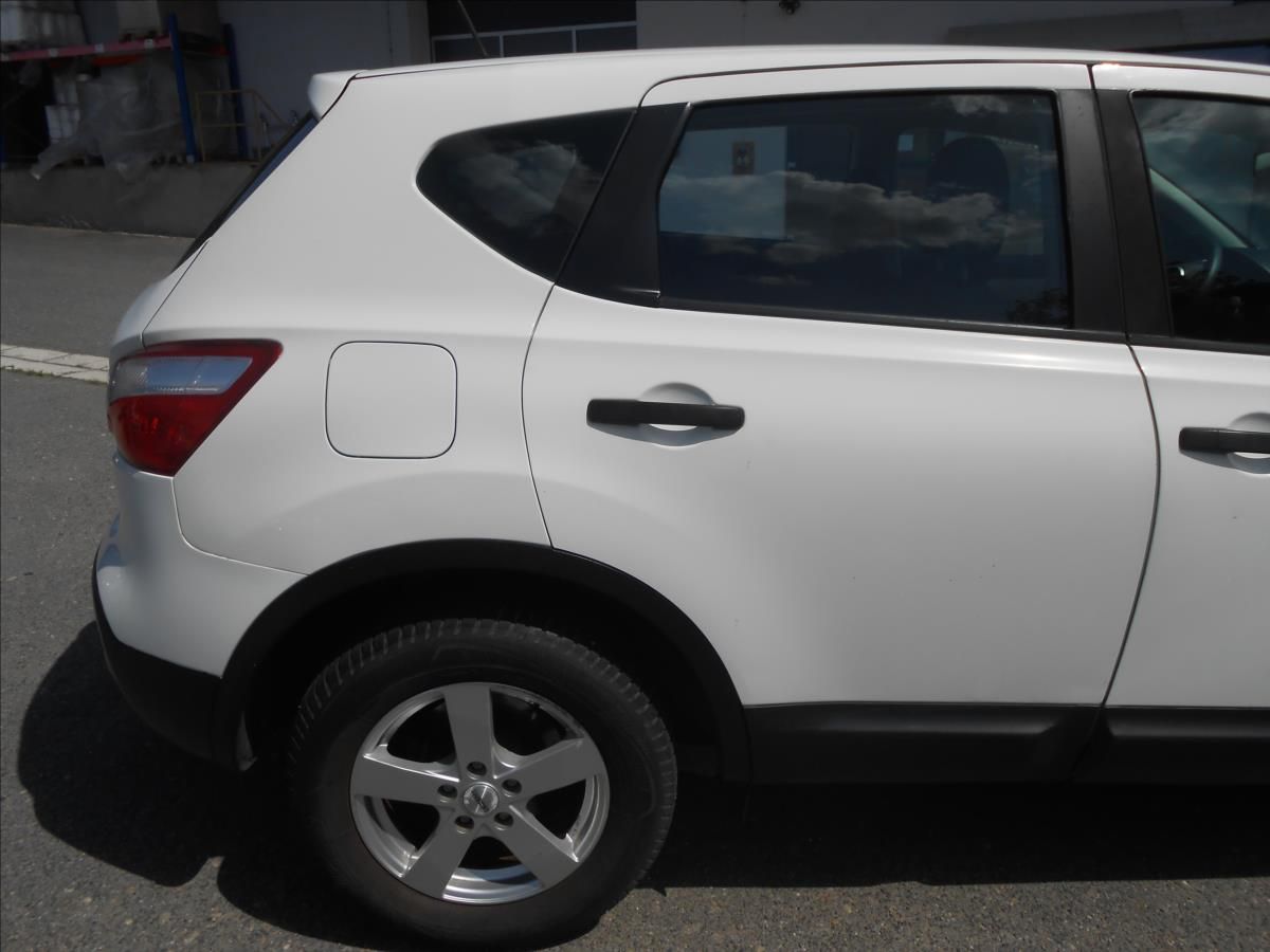 Nissan Qashqai, 1,6 16V 86Kw - fotka 5