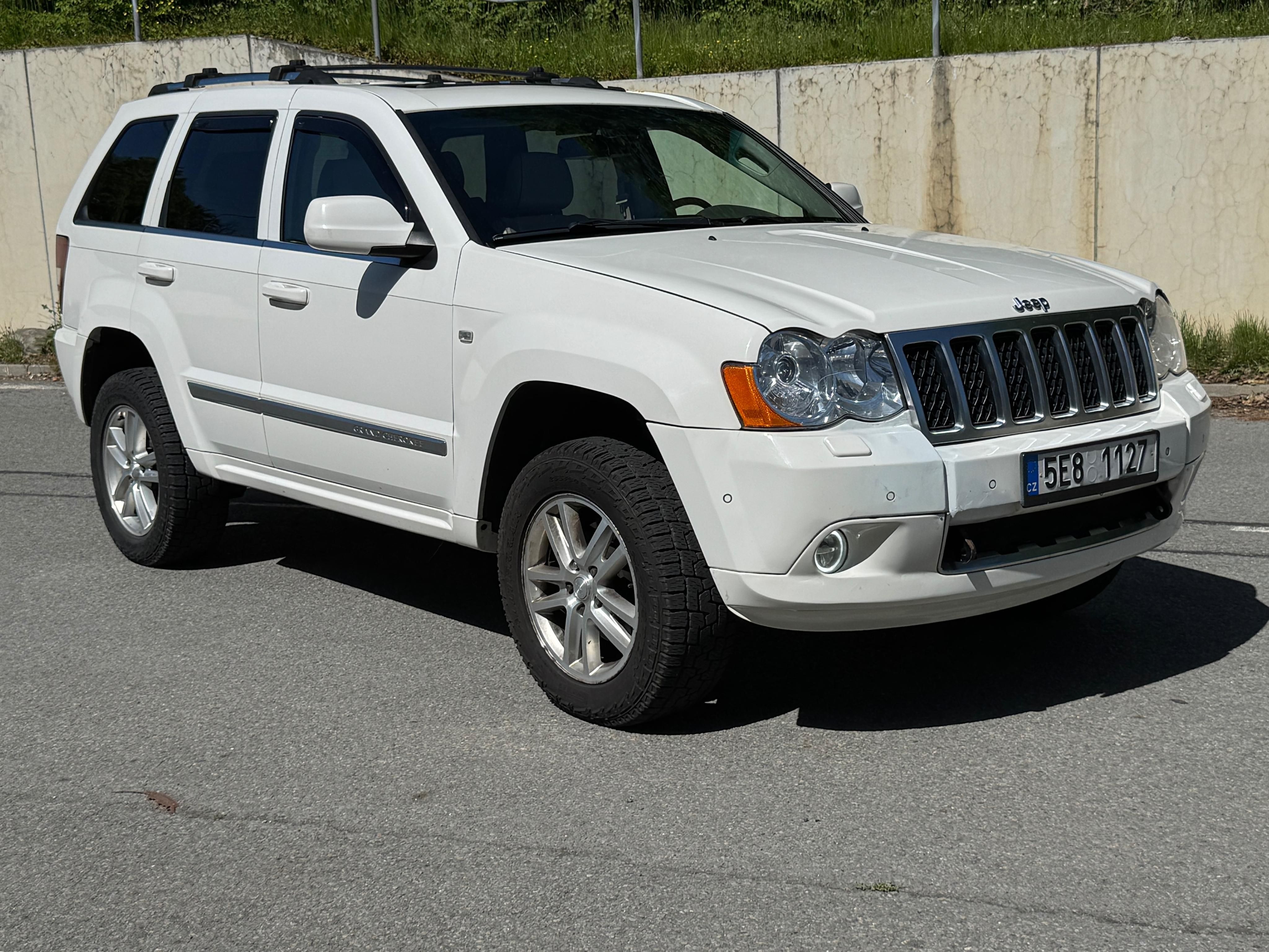 Jeep Grand Cherokee, Overland 2008 bez DPF původ CZ