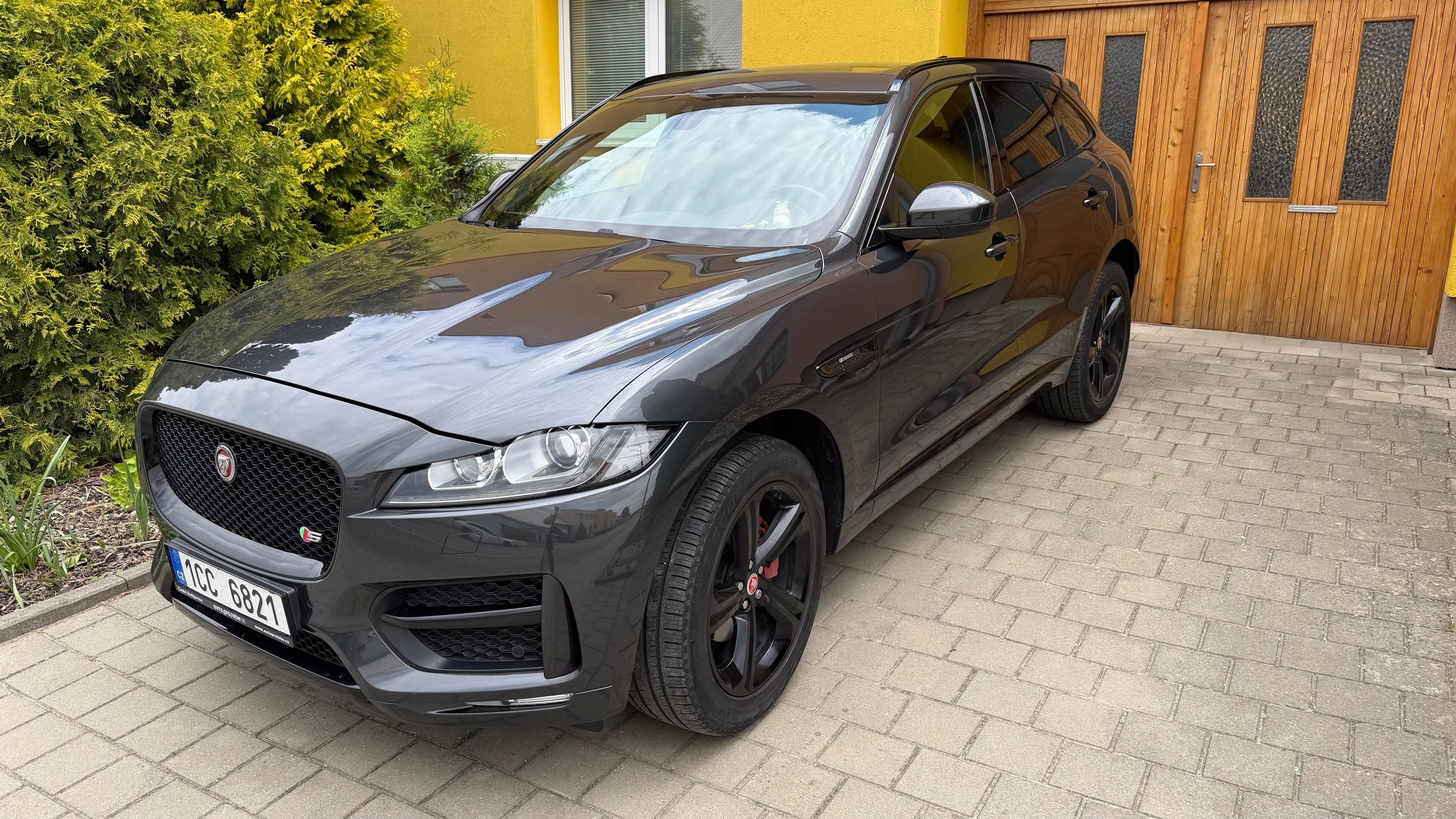 Jaguar F-Pace, Jaguar F-Pace top stav