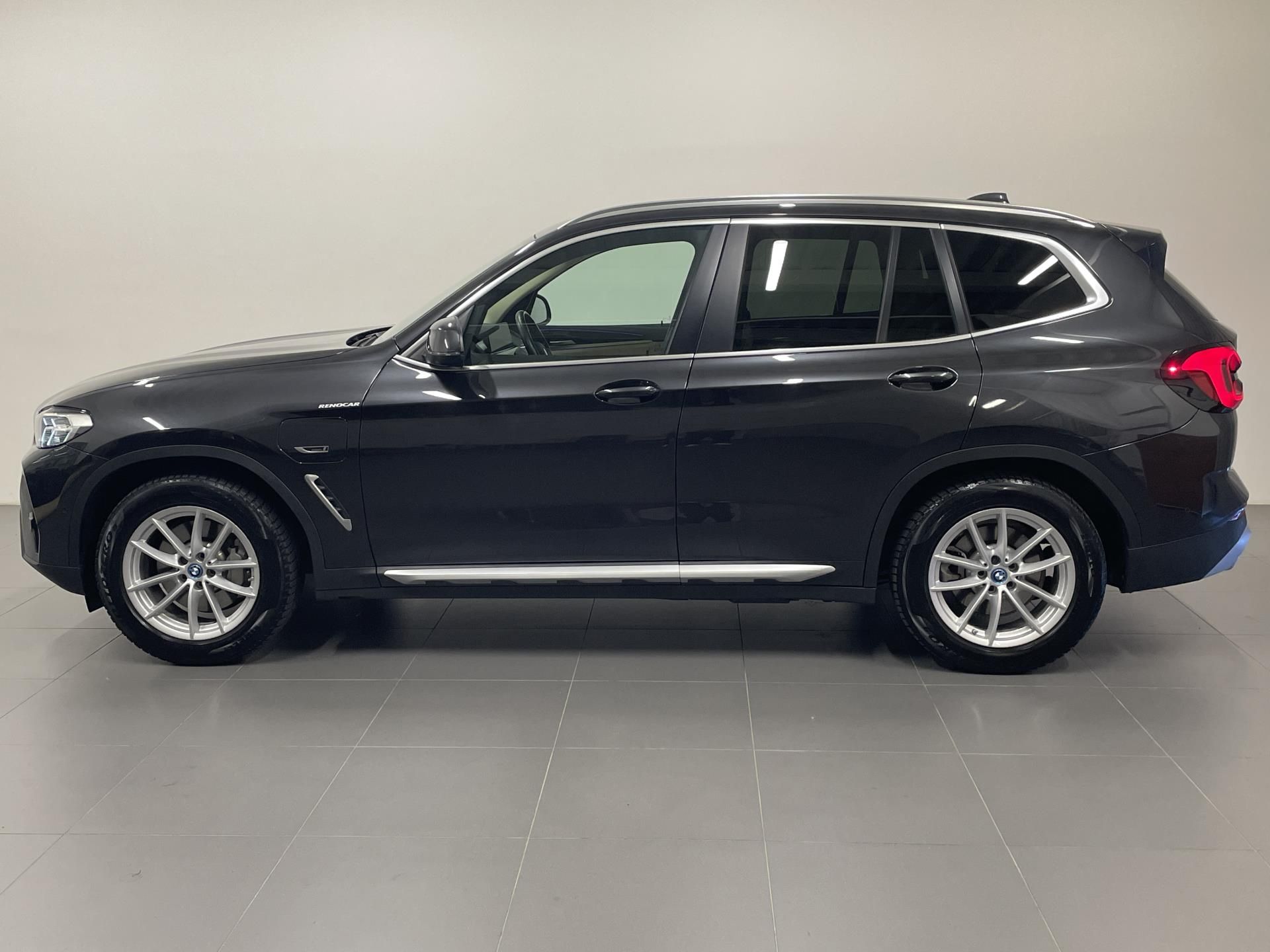 BMW X3, X3 30e Plug-in Hybrid - fotka 3
