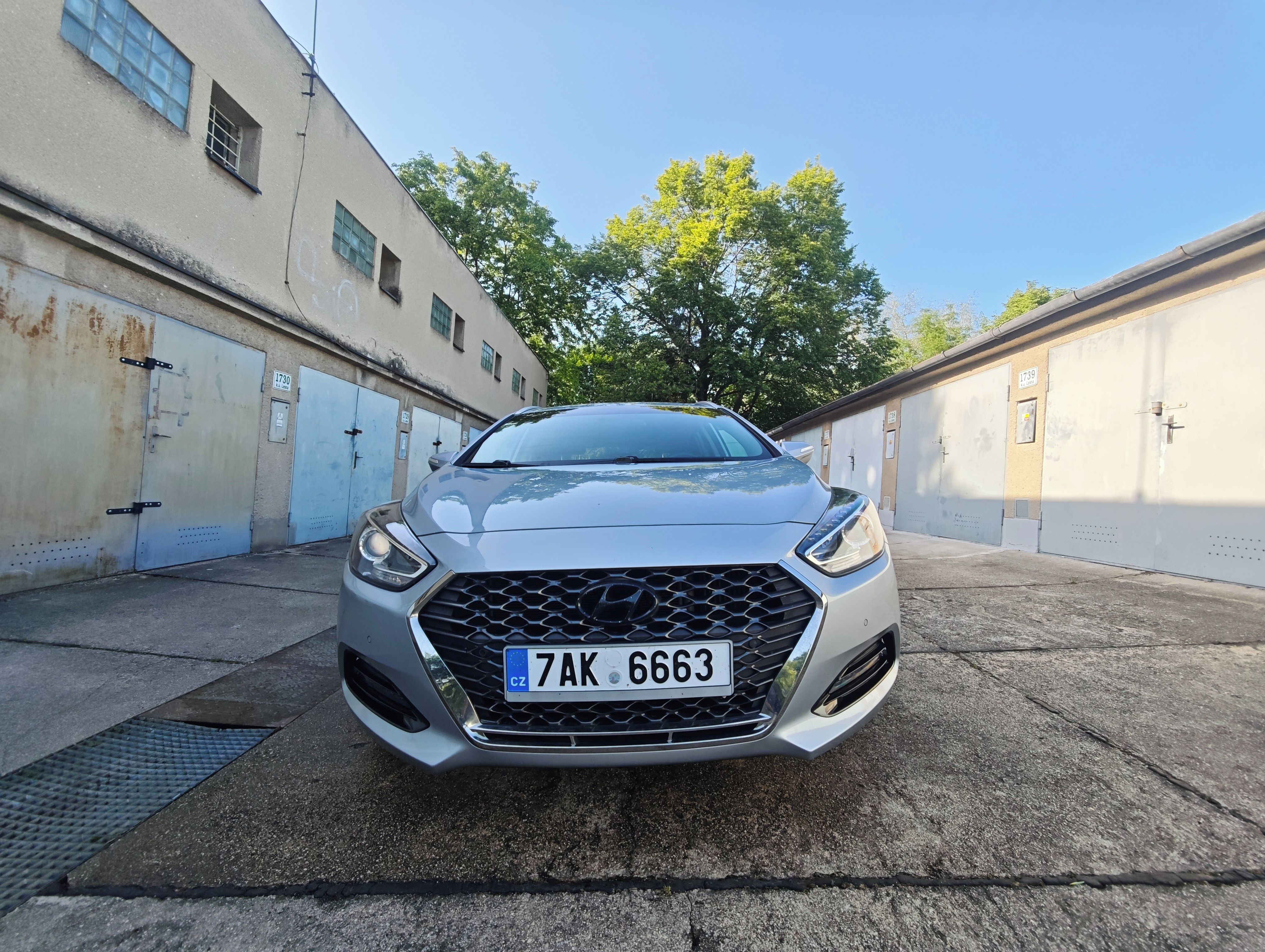Hyundai i40, 1.6CRDI 100kw