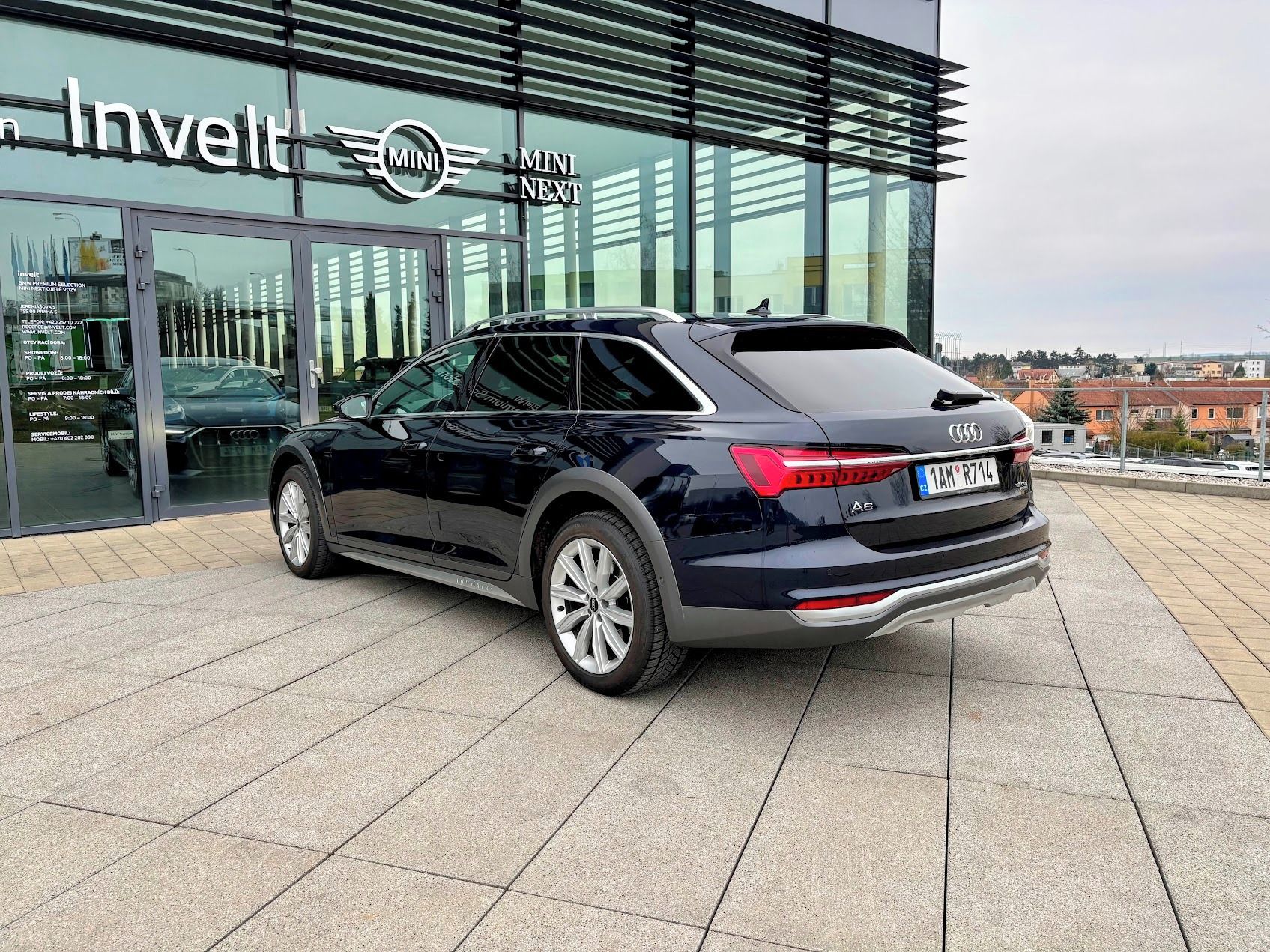 Audi A6 allroad, 55 TDI Matrix/Panorama/Tažné - fotka 3