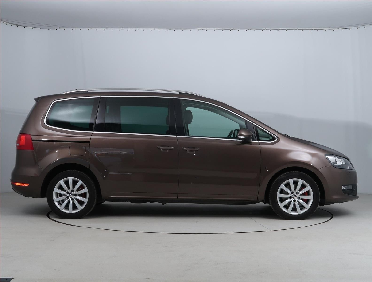 Volkswagen Sharan, 2.0 TDI BMT, Automat, 7 míst - fotka 6
