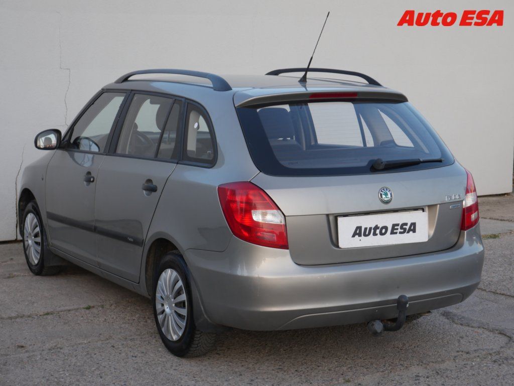 Škoda Fabia, 1.2i - fotka 4