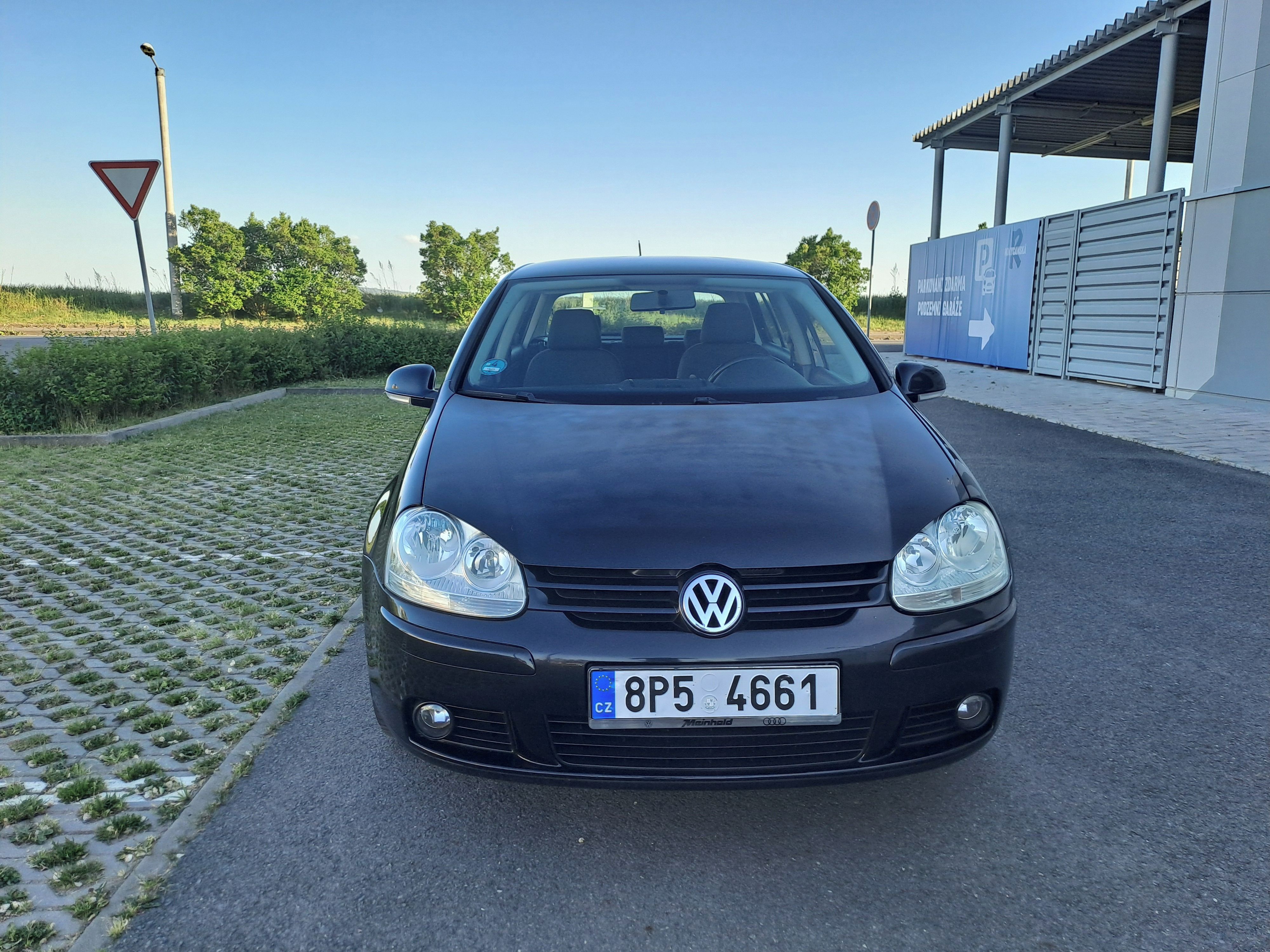 Volkswagen Golf, 1.6 75KW PĚKNÉ AUTO,NOVÁ STK - fotka 2