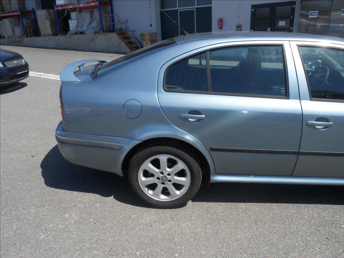 Škoda Octavia, 1,9 TDi 81Kw - fotka 5
