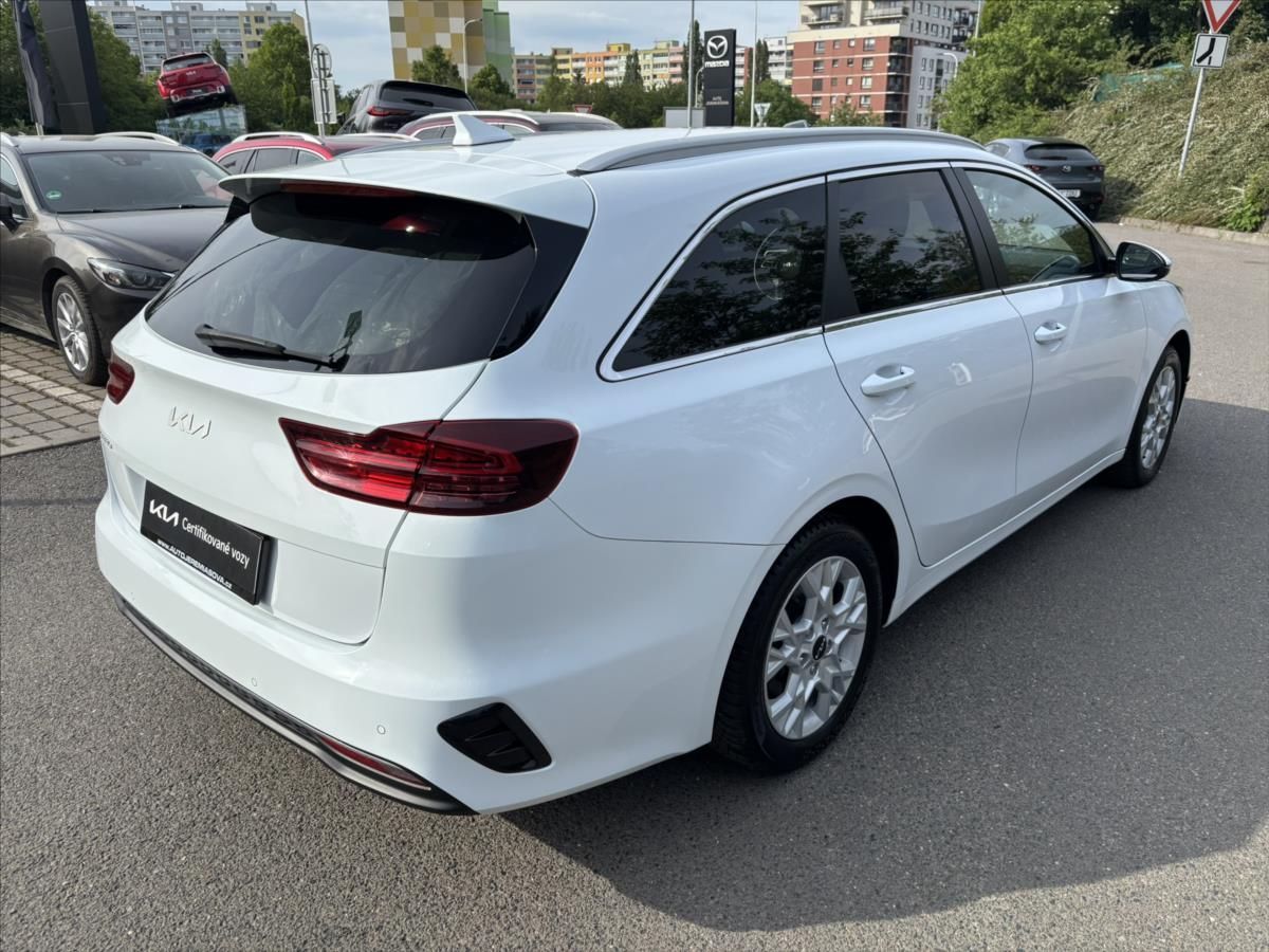 Kia Cee´d, 1,5 TGDi AT TOP ZÁRUKA ADAPTIV - fotka 5