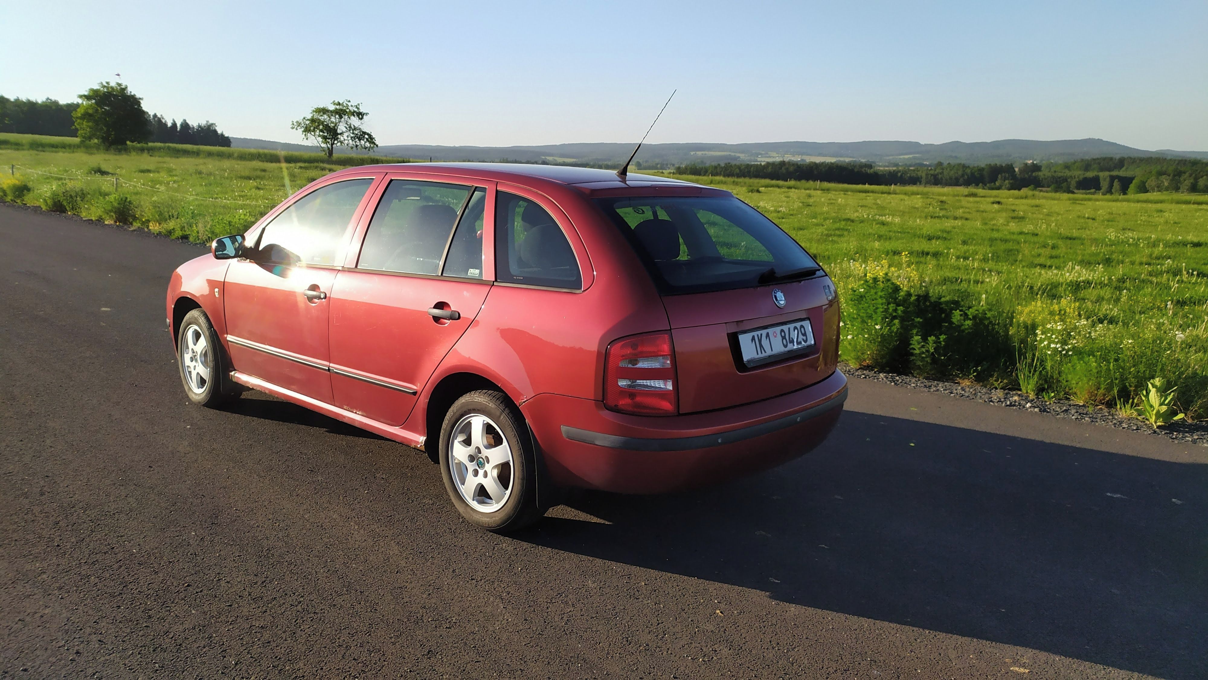 Škoda Fabia, Škoda Fabia 1.4MPI - nová STK - fotka 4