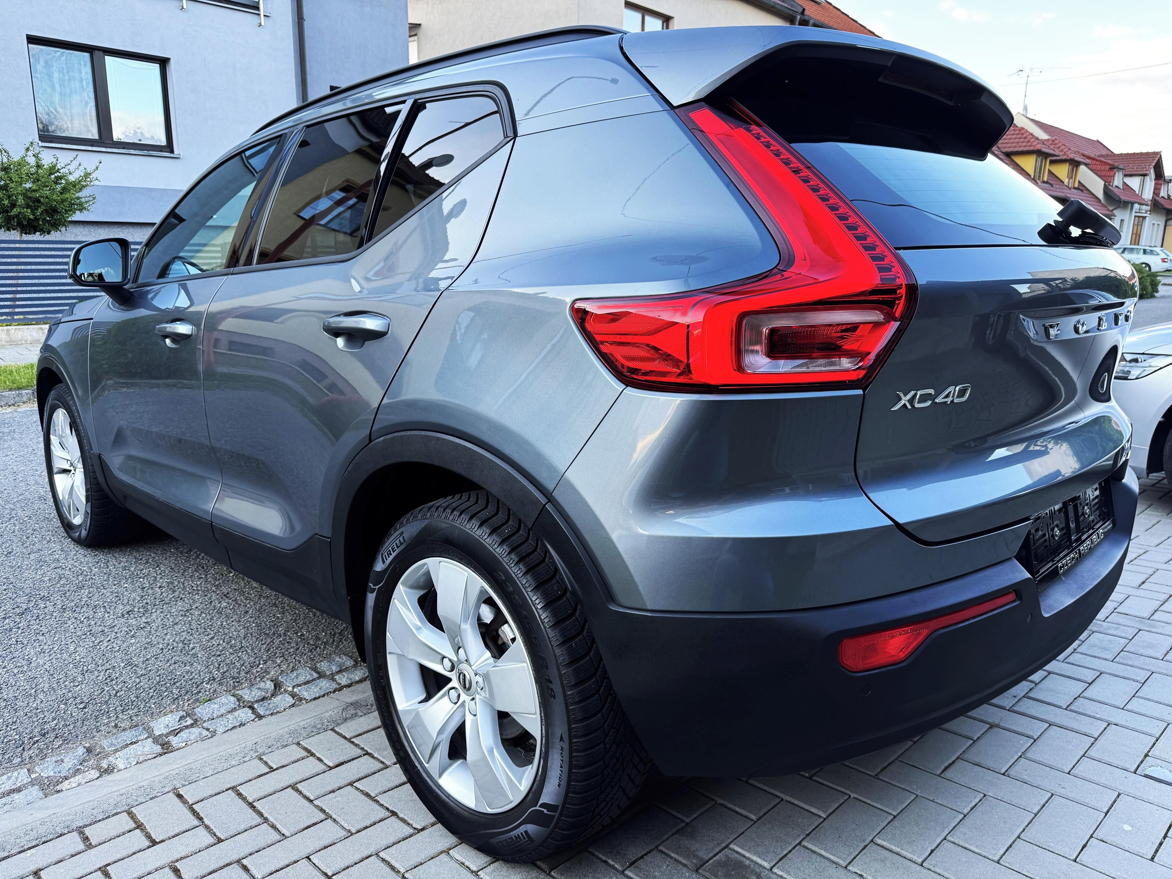 Volvo XC40, 2.0D3 AUTOMAT,LED,POLOKŮŽE,DPH - fotka 6