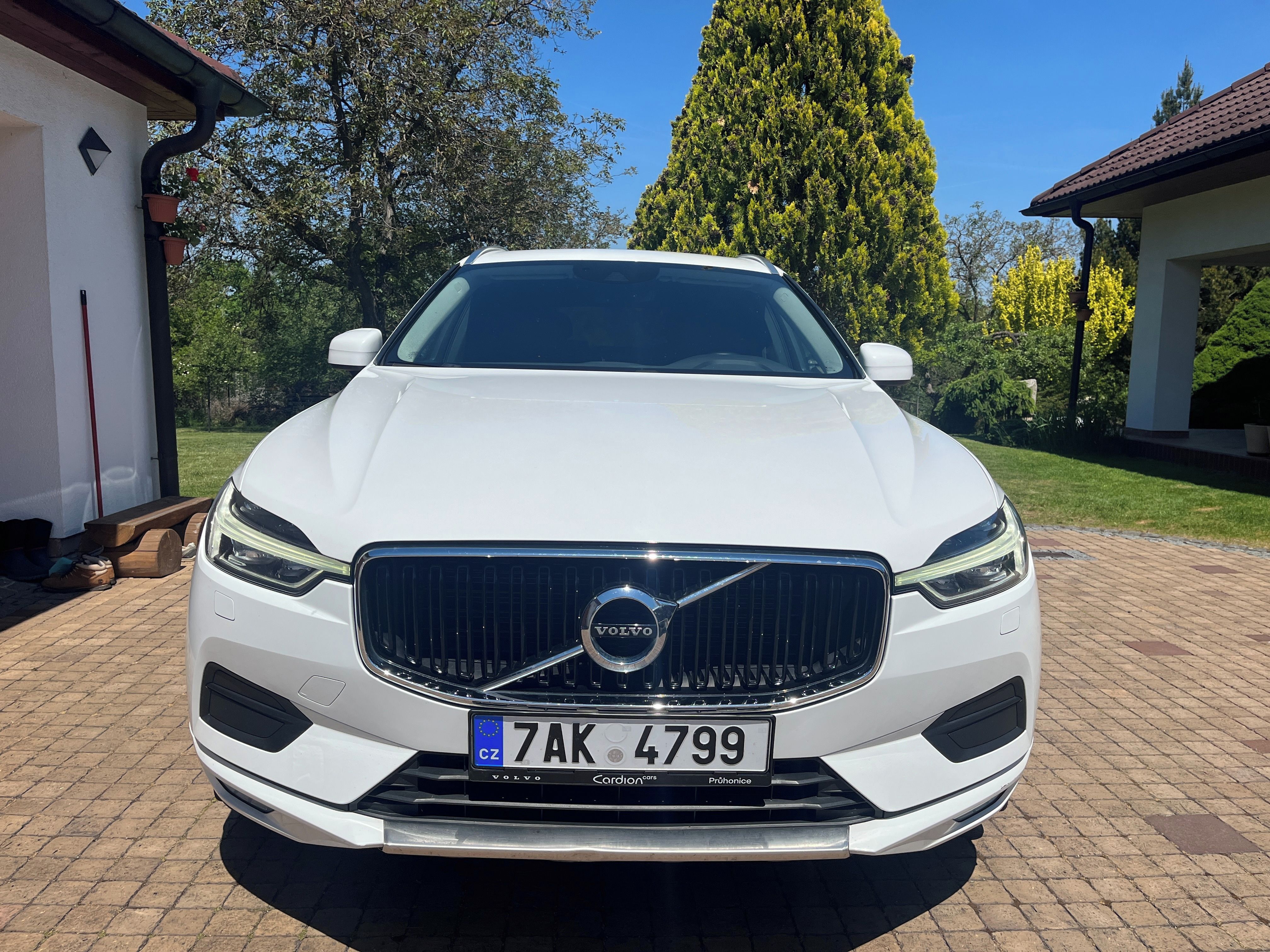 Volvo XC60, D5, 173kW, 4x4, ČR, servis - fotka 3