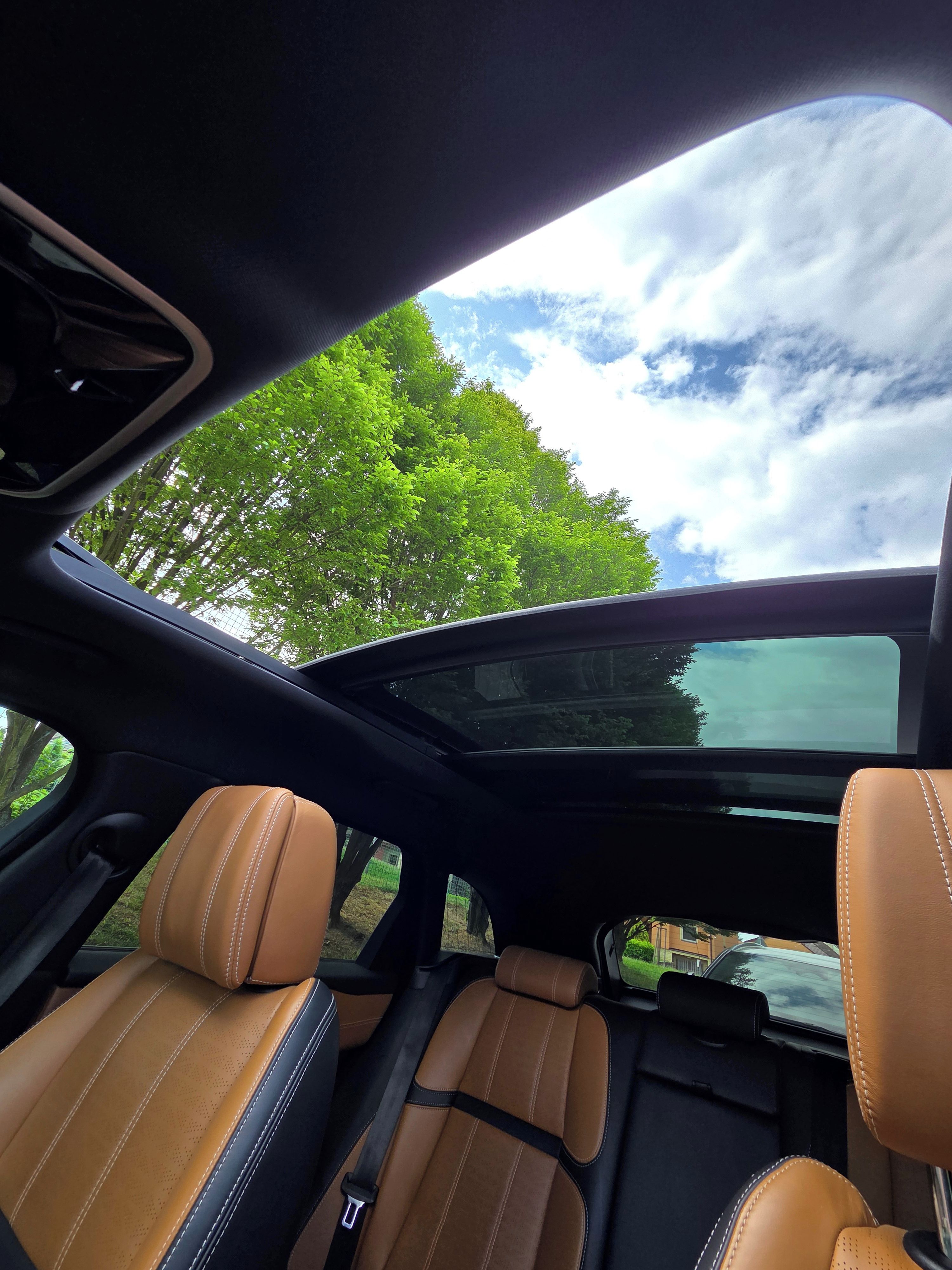 Land Rover Range Rover Velar - fotka 6