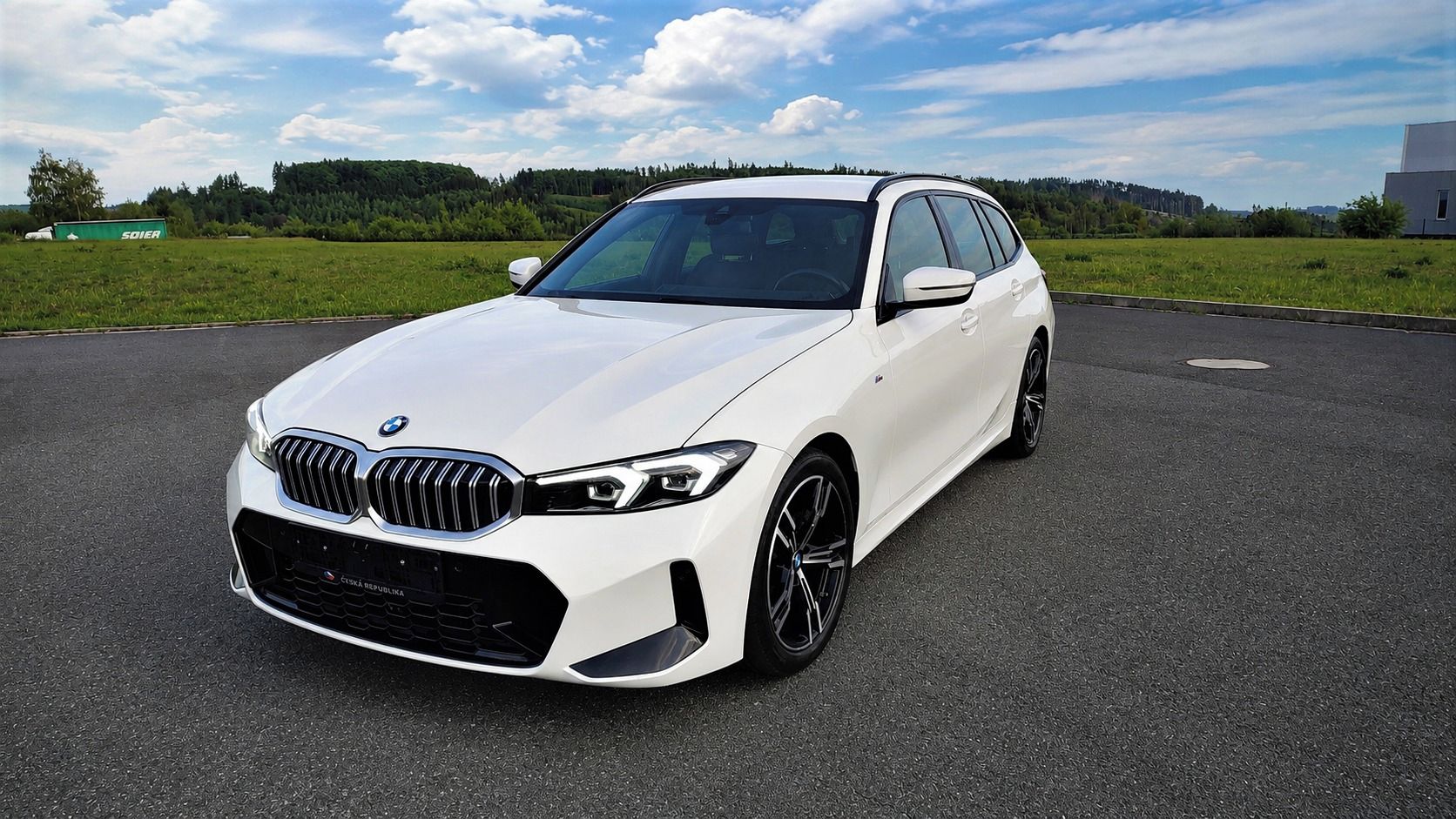 BMW Řada 3, 320d xDrive Touring M Paket - fotka 3