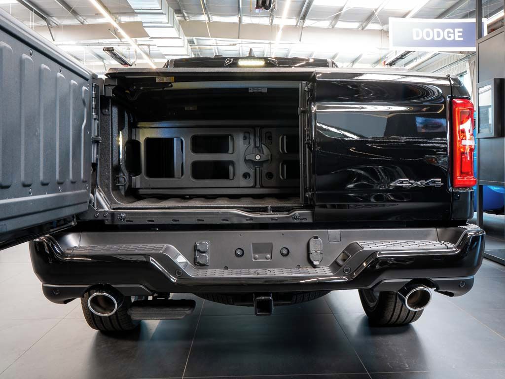 Dodge Ram, 3.0 Tungsten, masážní sedadla - fotka 5