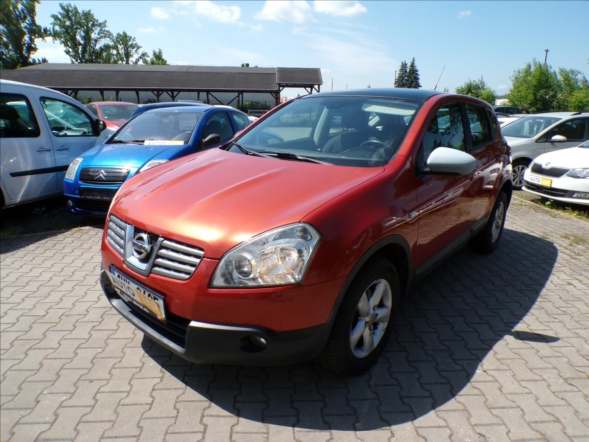 Nissan Qashqai, 1,5 DCi  TAŽNÉ ZAŘÍZENÍ - fotka 2