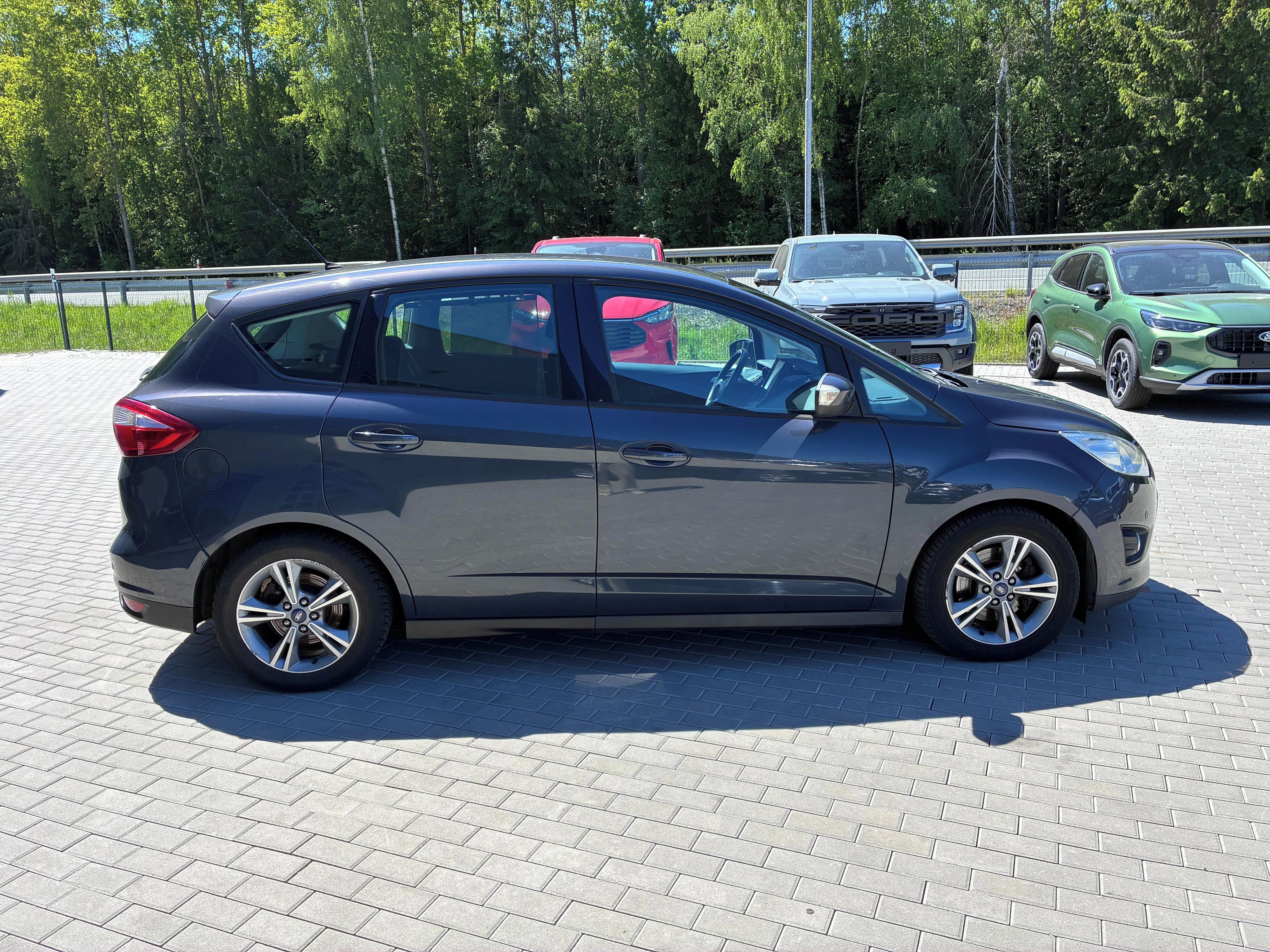 Ford C-MAX, 2,0 TDCi, automat - fotka 6