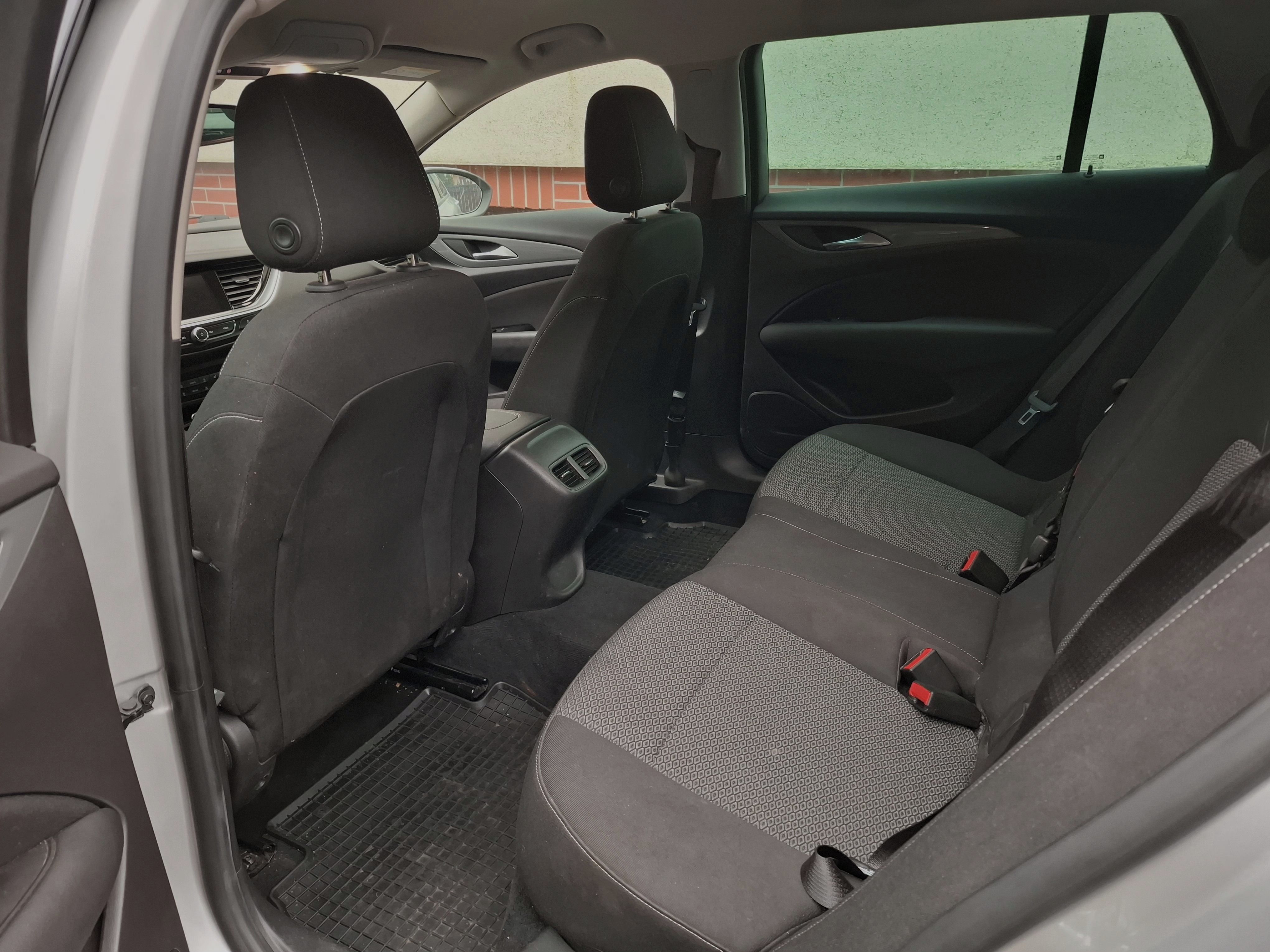 Opel Insignia, 2.0 CDTi 125 kW (170 PS) - fotka 5