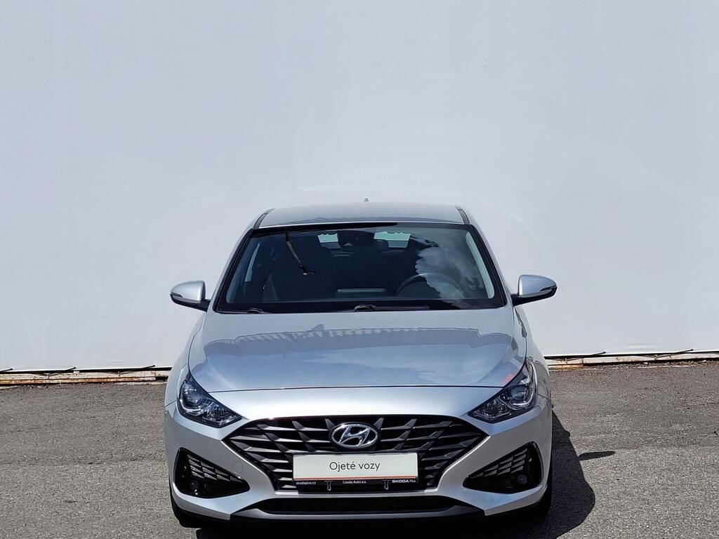 Hyundai i30, Comfort 1.0 T-GDI 88 kW - fotka 4