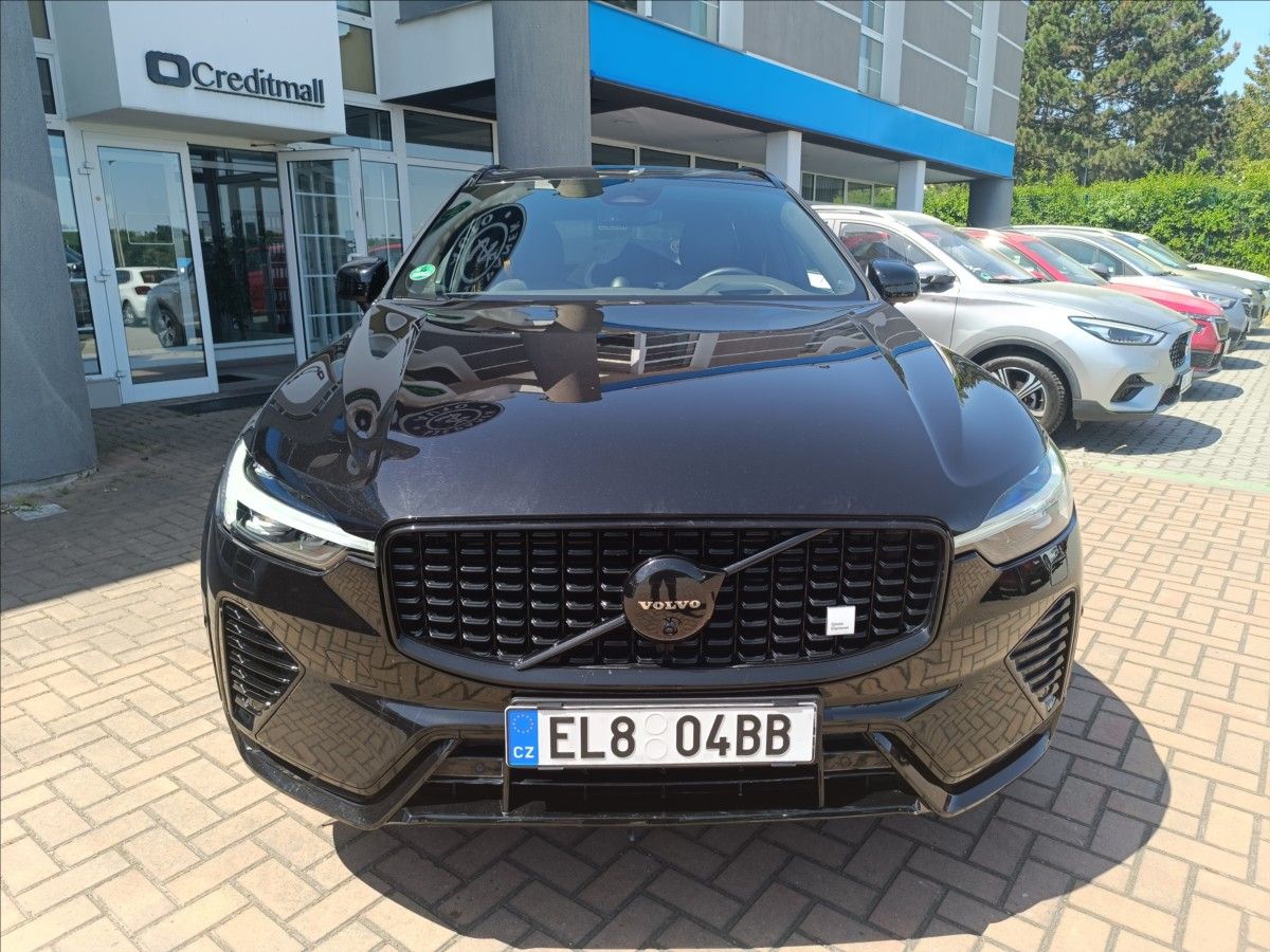 Volvo XC60, 2,0 Plugin Hybrid, T8, 4x4 Pol - fotka 3