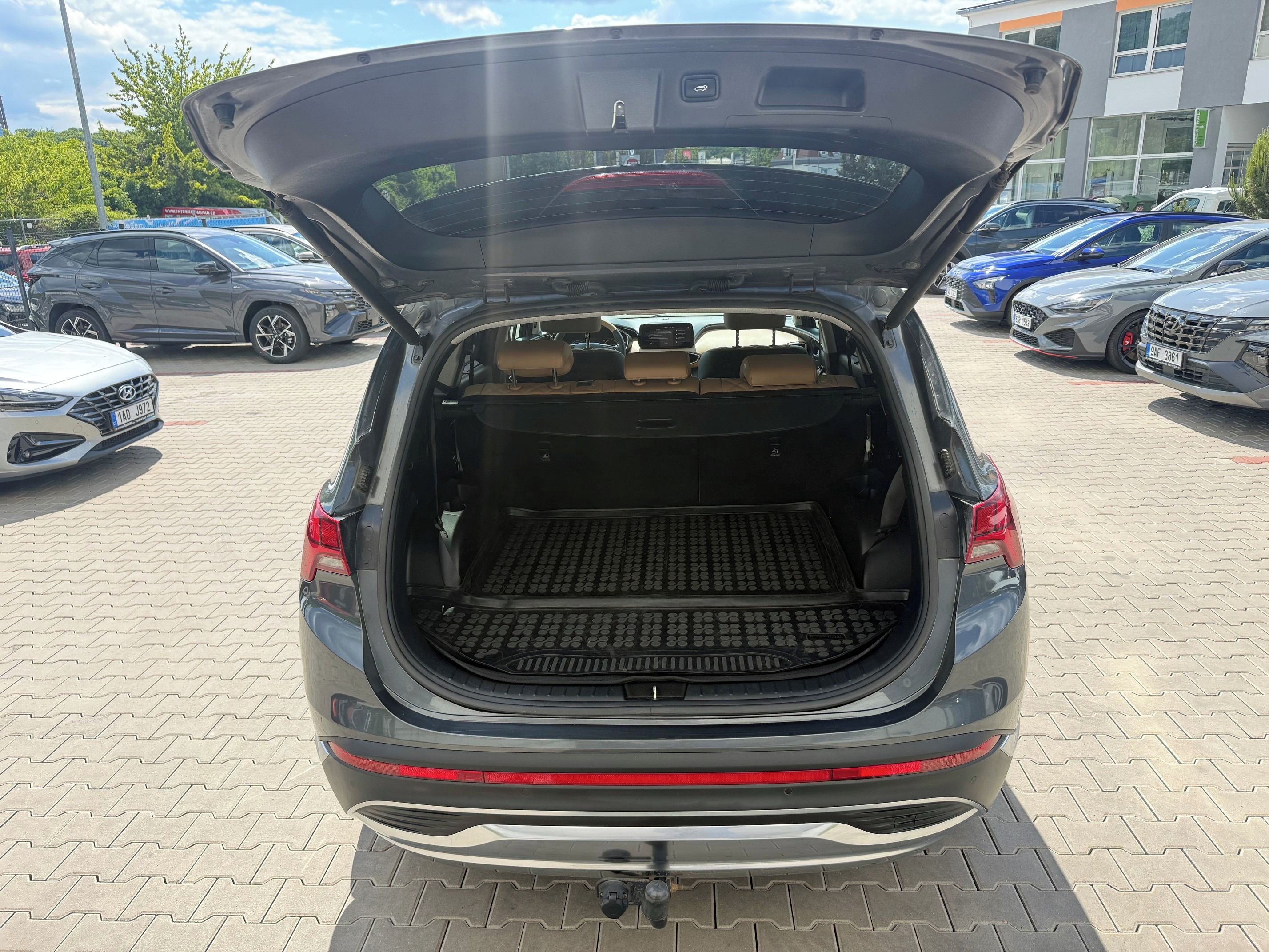 Hyundai Santa Fe, Hyundai Santa Fe 2,2 CRDI 4x4 - fotka 5