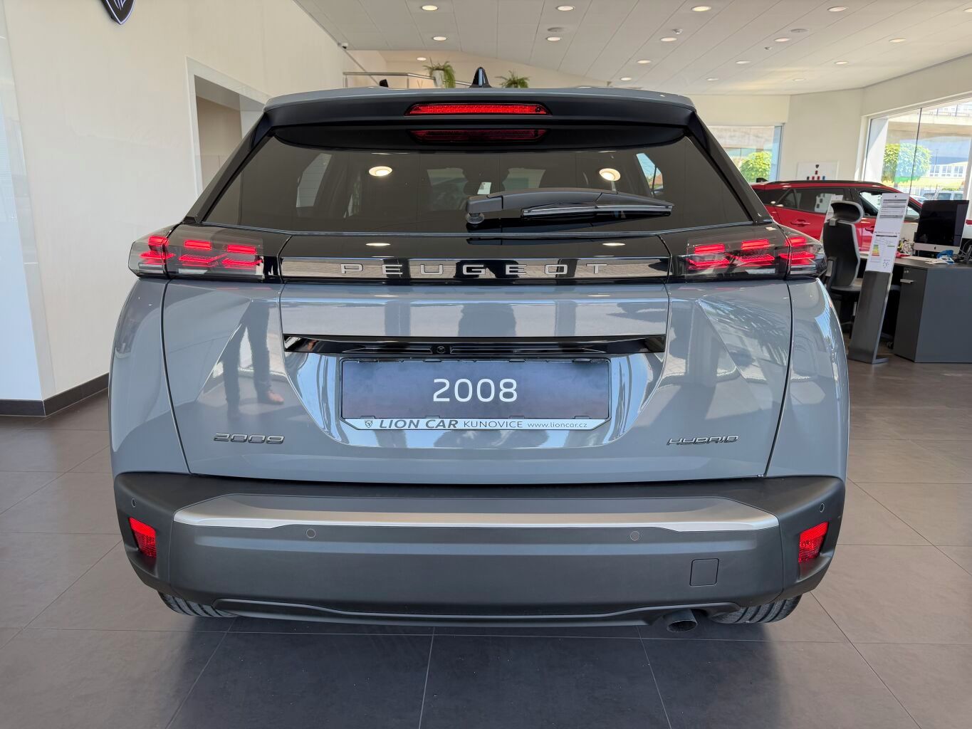 Peugeot 2008, ALLURE Hybrid 110 e-DCS6 - fotka 5