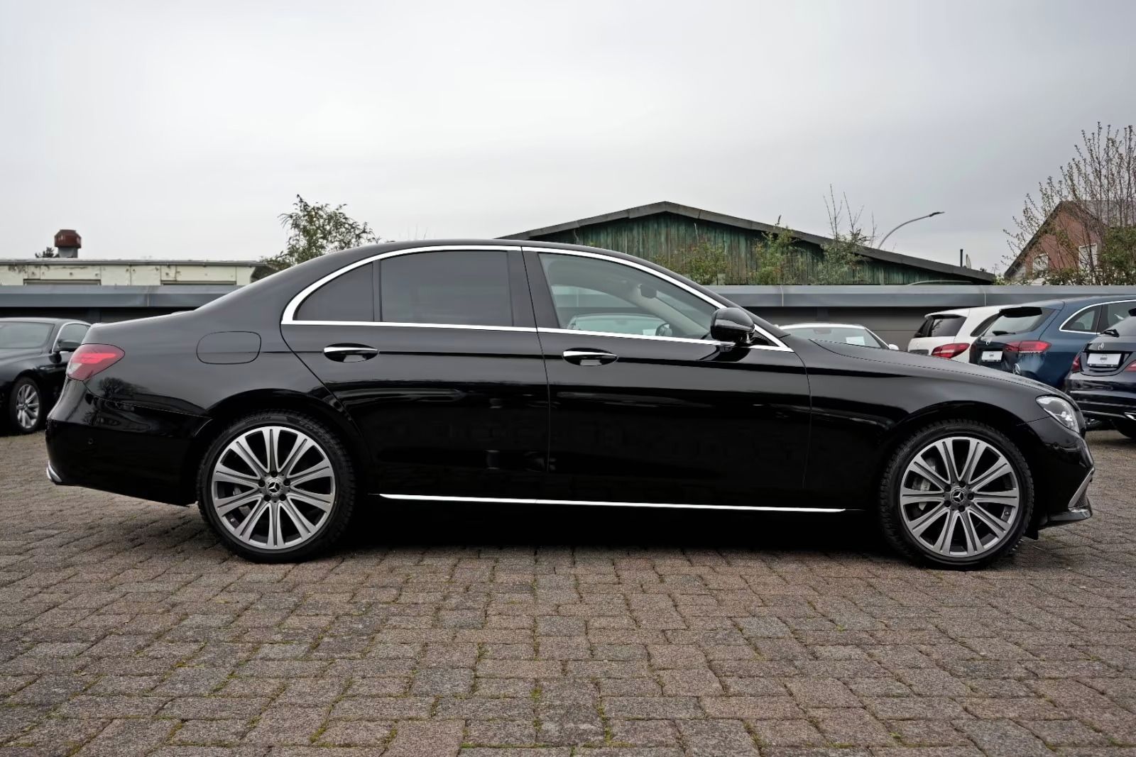 Mercedes-Benz Třídy E, E400d 4Matic*Hud*AirMatic - fotka 6