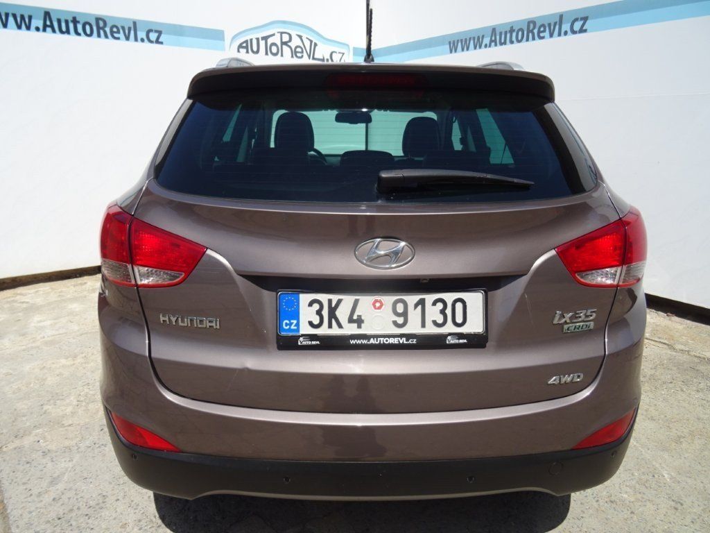 Hyundai ix35, 2.0CRDi,135kW,4X4,1majČR,navi - fotka 6