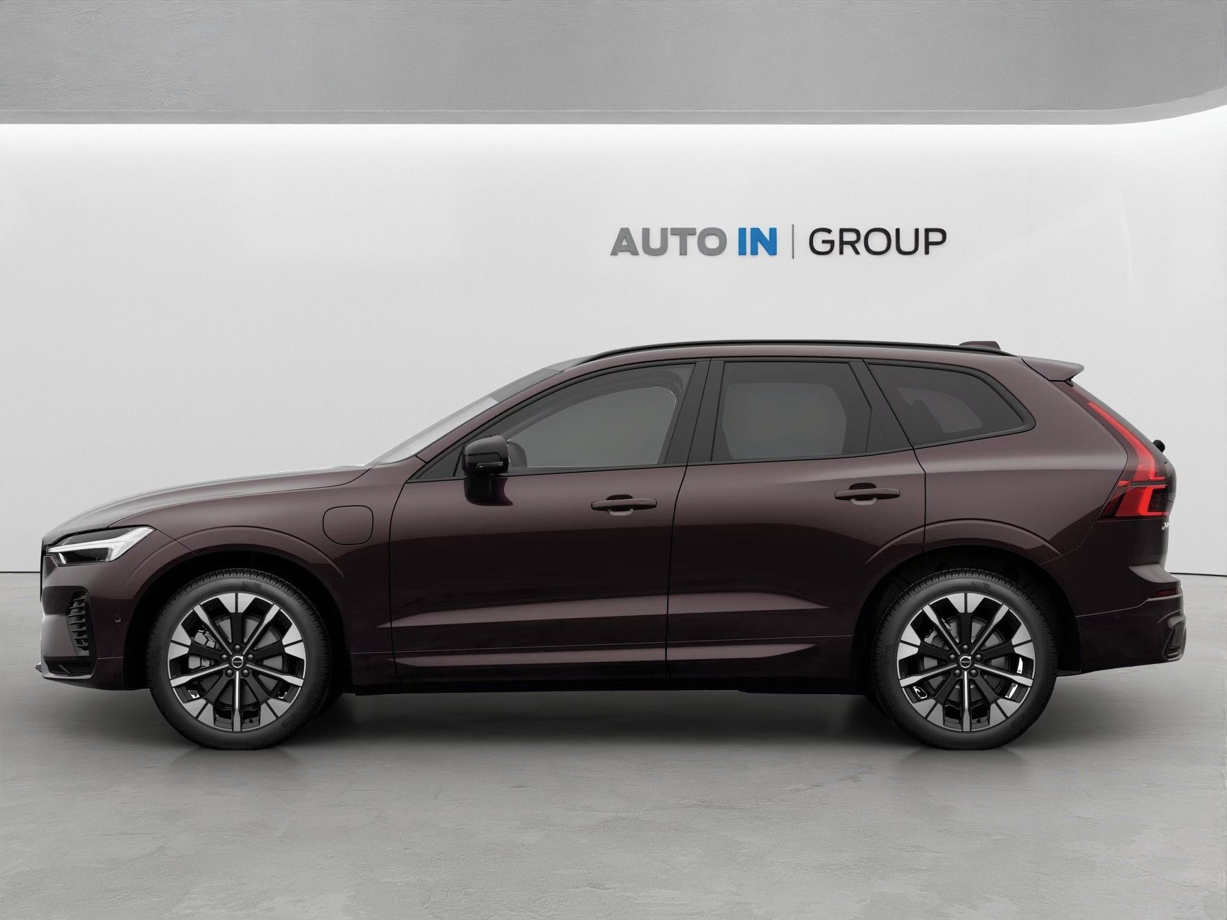 Volvo XC60, Plus Dark T6 335k,360kam,nappa - fotka 3