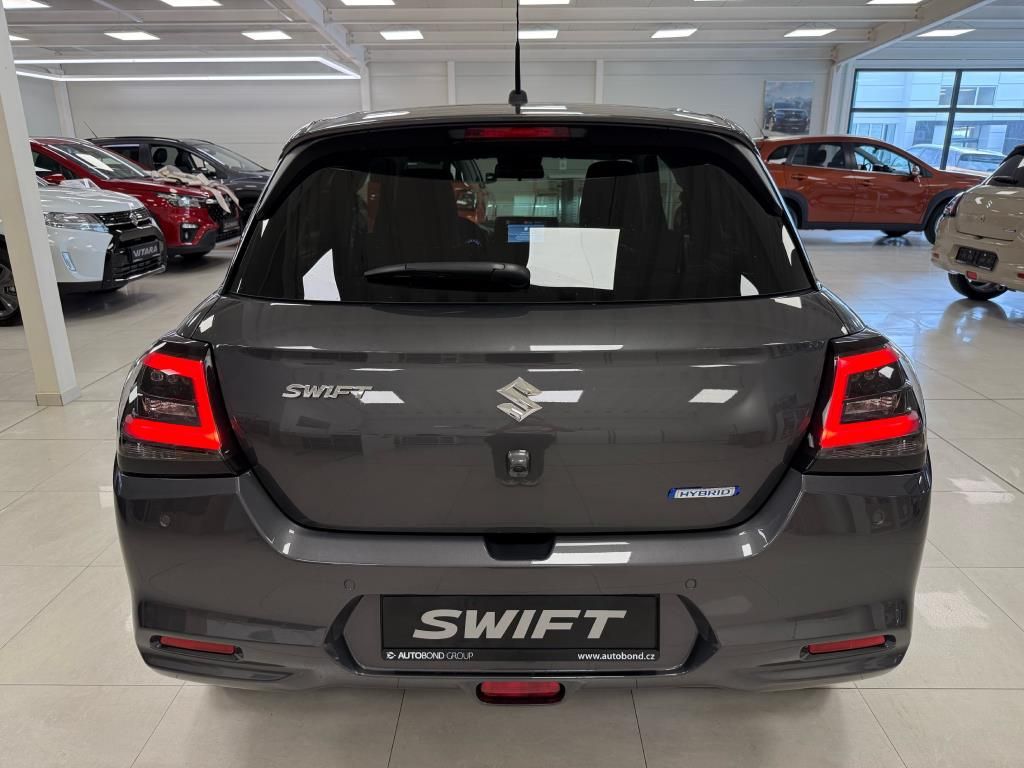 Suzuki Swift, PREMIUM 1.2 M/T 4x2  07/2026 - fotka 3