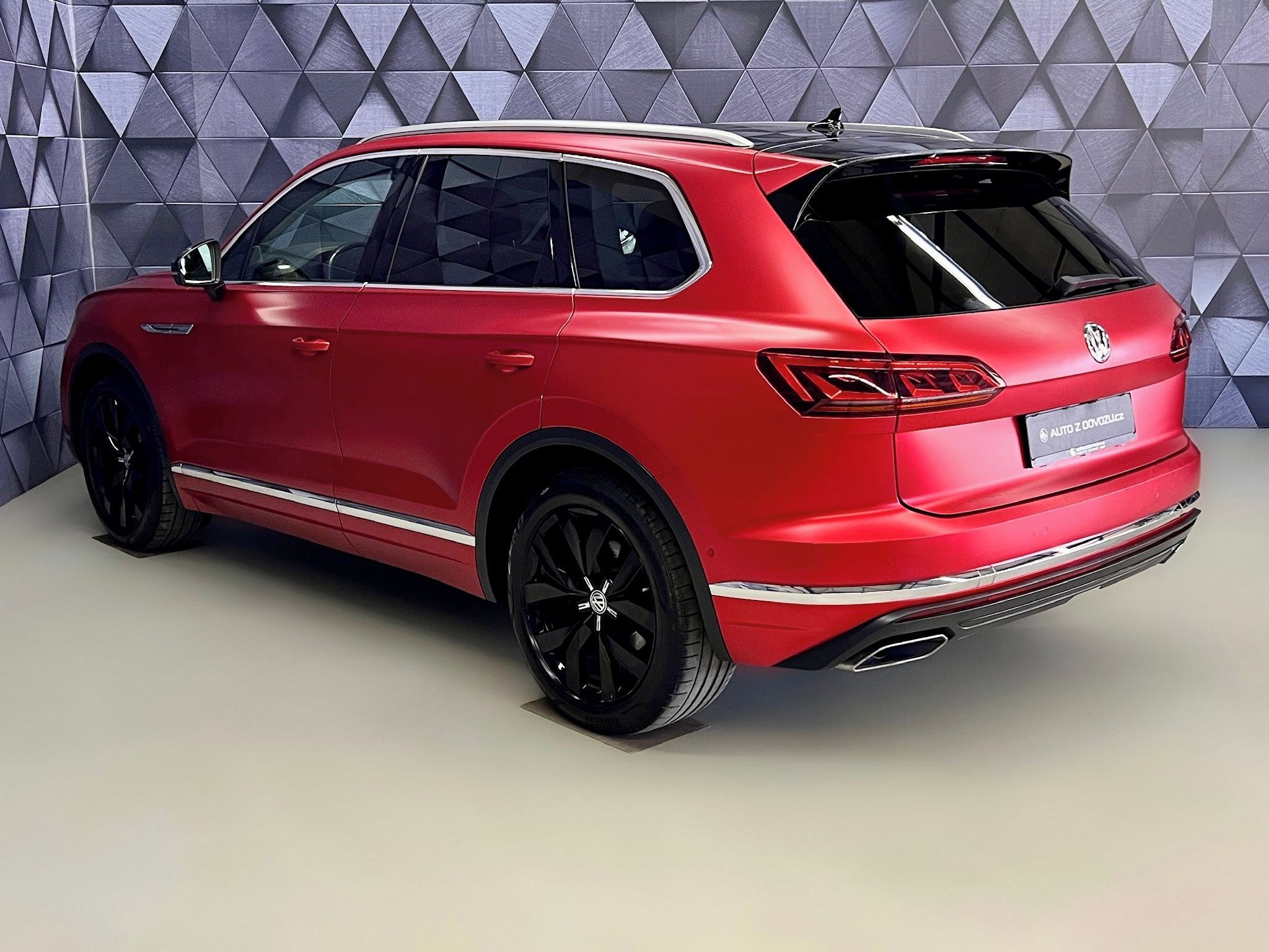 Volkswagen Touareg, 3.0TDI 4MOTION R-LINE, MASÁŽE, - fotka 6