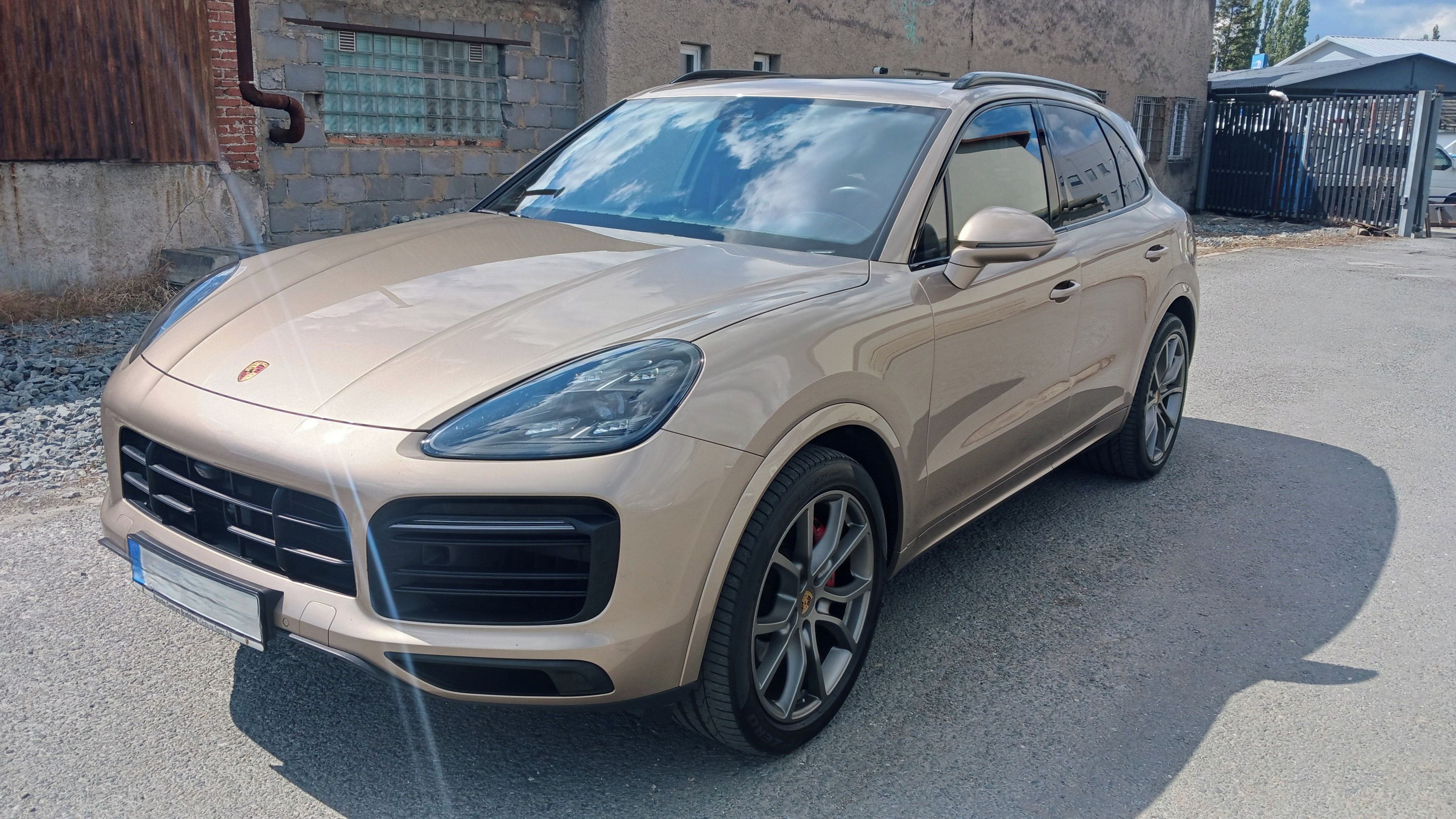 Porsche Cayenne, Porsche Cayenne S  3,0L benzin - fotka 2