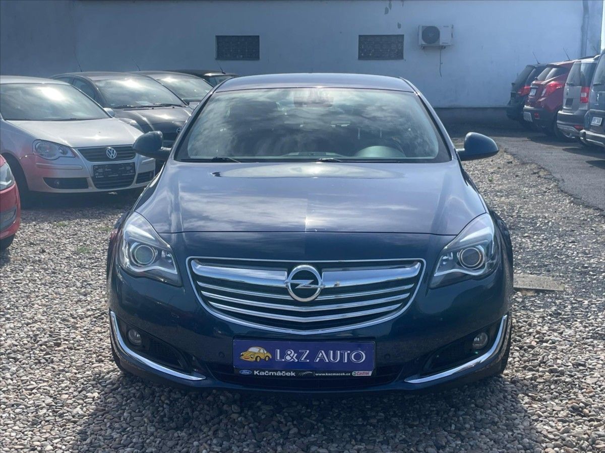 Opel Insignia, 1,6 Turbo - fotka 2