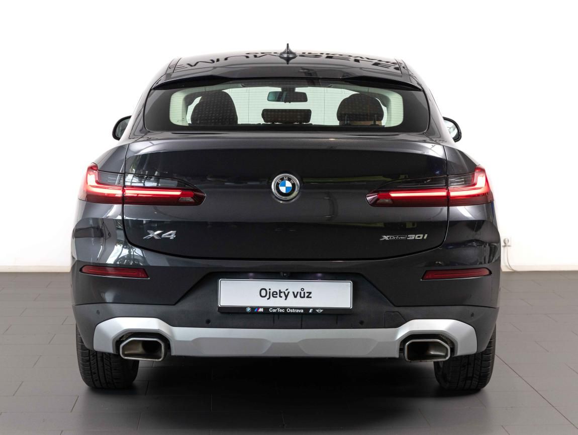 BMW X4, xDrive30i - fotka 4