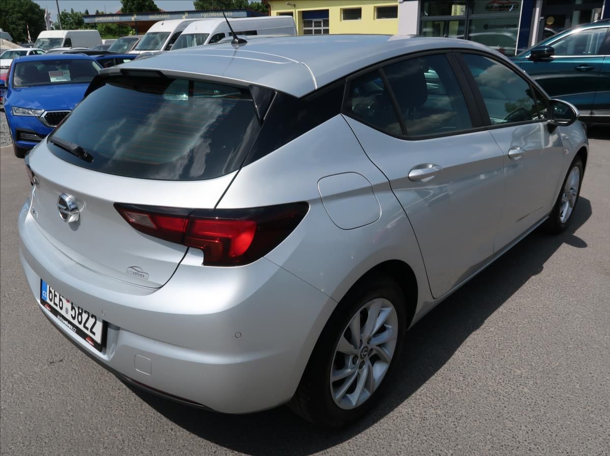 Opel Astra, 1,2 Turbo,81kW,NovéČR,Serv.kn. - fotka 3