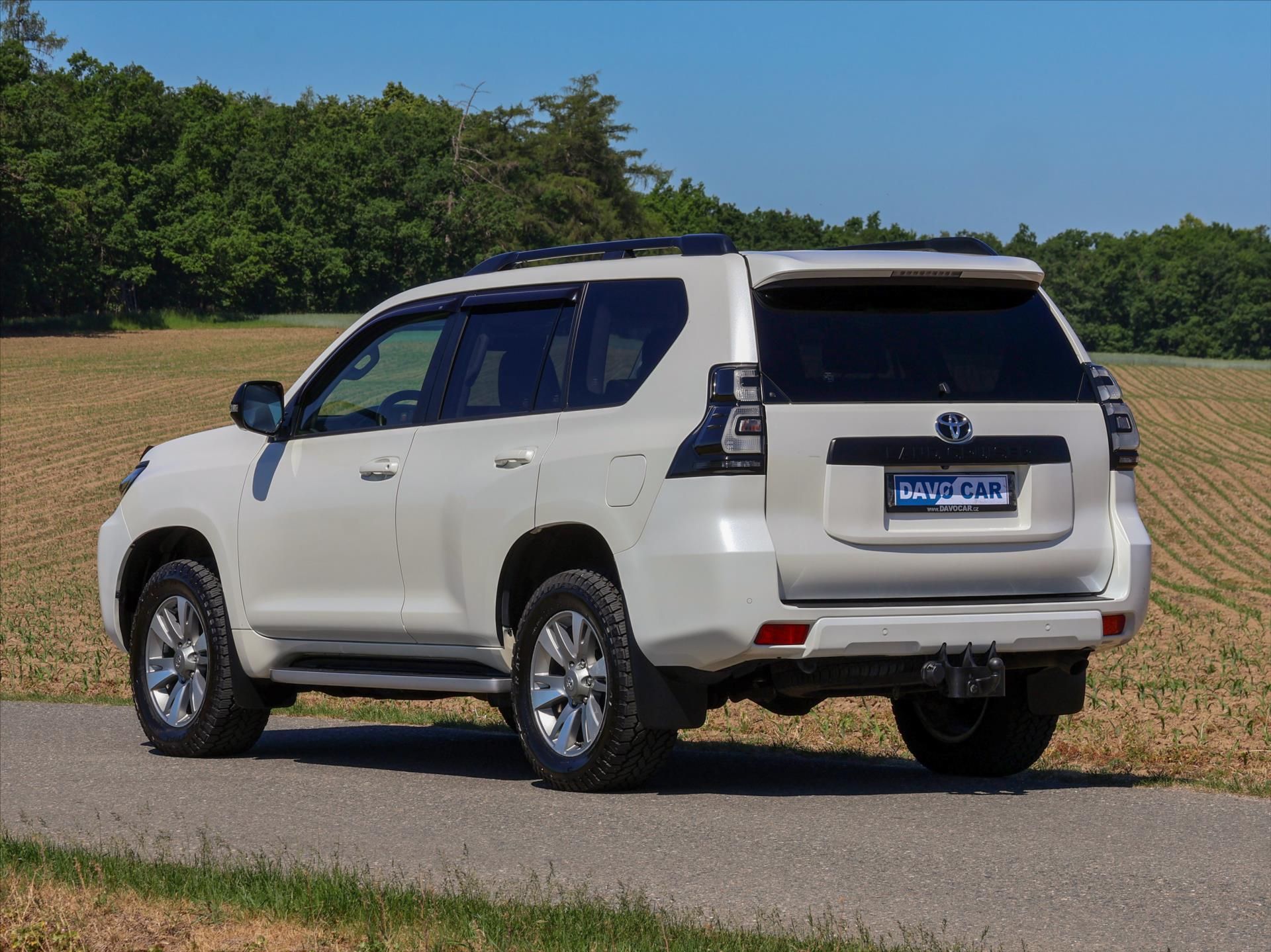 Toyota Land Cruiser, 2,8 D-4D 150kW Executive CZ DP - fotka 5