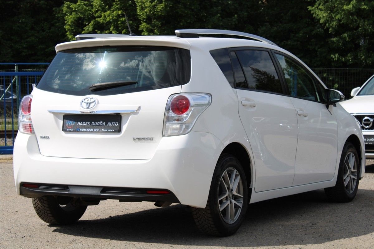 Toyota Verso, 1,8 VVT-i  NOVÉ V ČR,1.MAJITEL - fotka 5