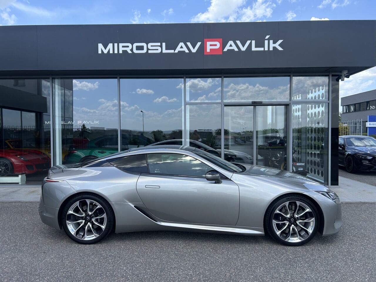 Lexus LC 500, Sport+ 5.0 V8 - fotka 4
