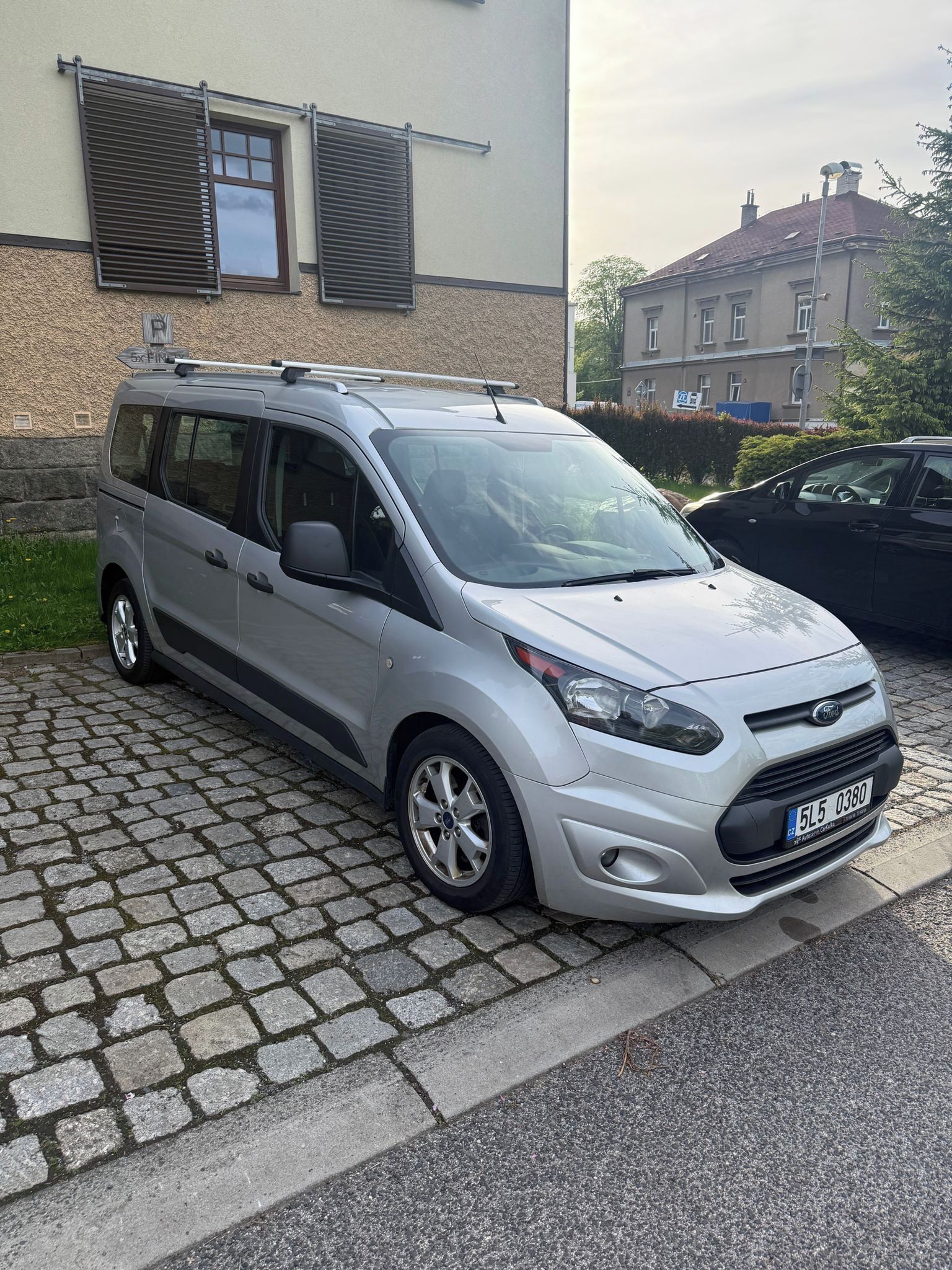 Ford Tourneo Connect, Ford Tourneo Connect L2 7 míst