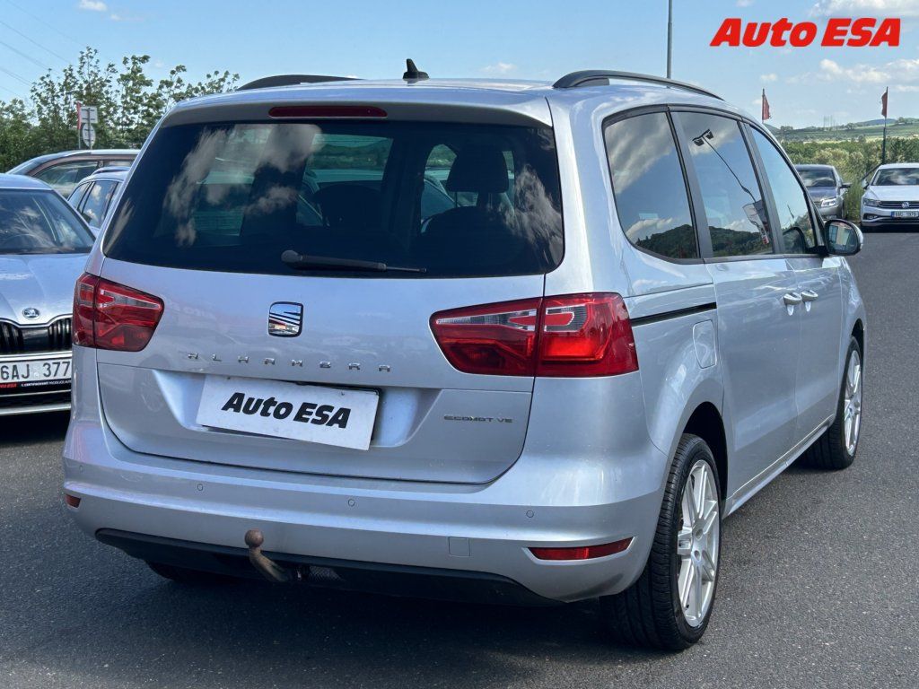 Seat Alhambra, 2.0 TDi,Style,AT,autoAC - fotka 4