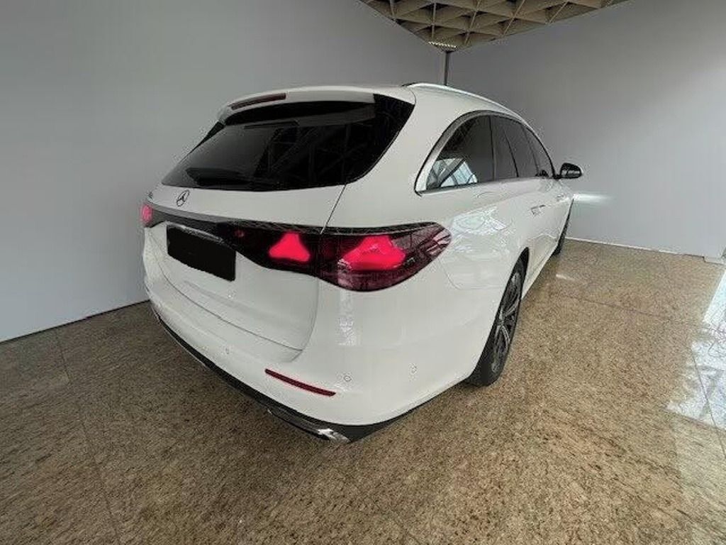 Mercedes-Benz Třídy E, E300de  Avantgarde Advanced - fotka 4