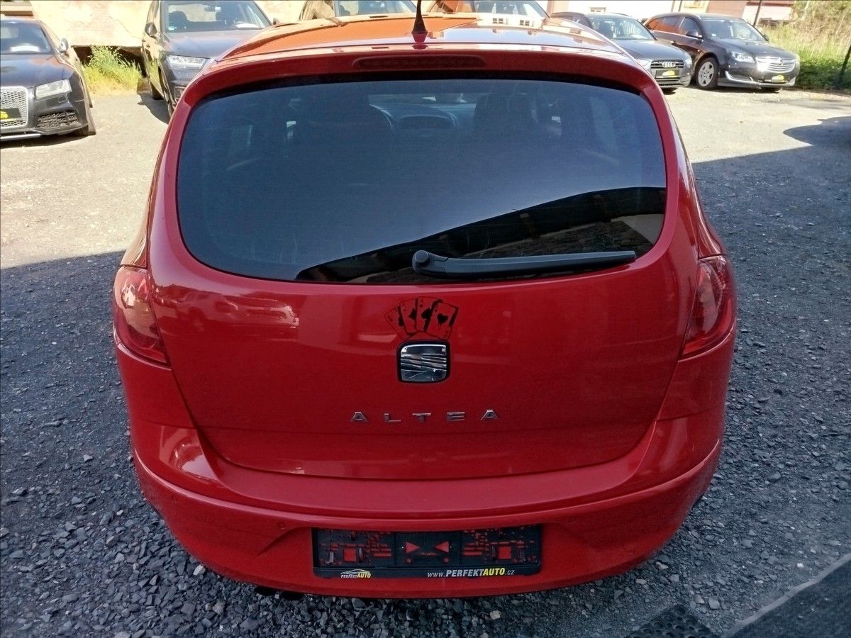 Seat Altea, 2,0 i 110kW, AUTOMAT - fotka 5