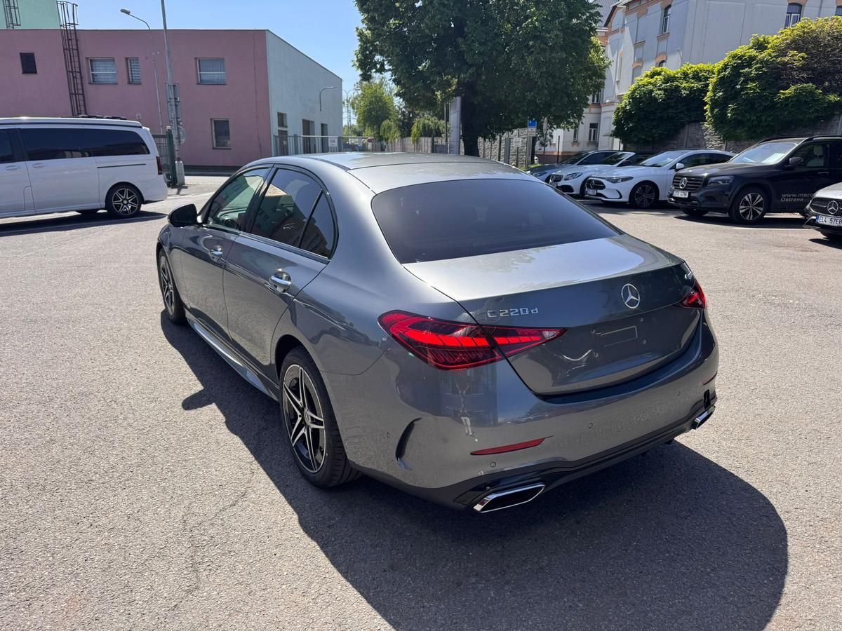 Mercedes-Benz Třídy C, C 220 d 4MATIC - fotka 5