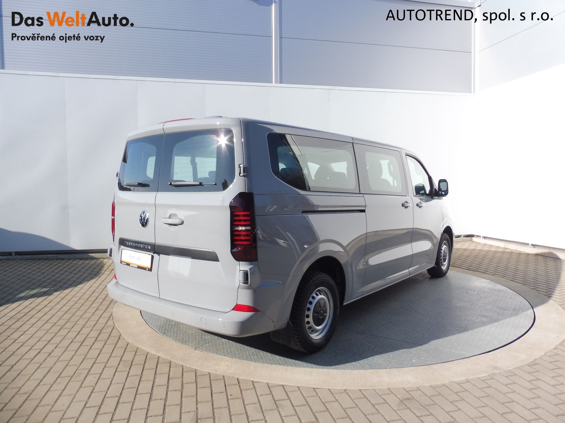 Volkswagen Transporter, Kombi DR 2,0 TDI 110kW - fotka 2