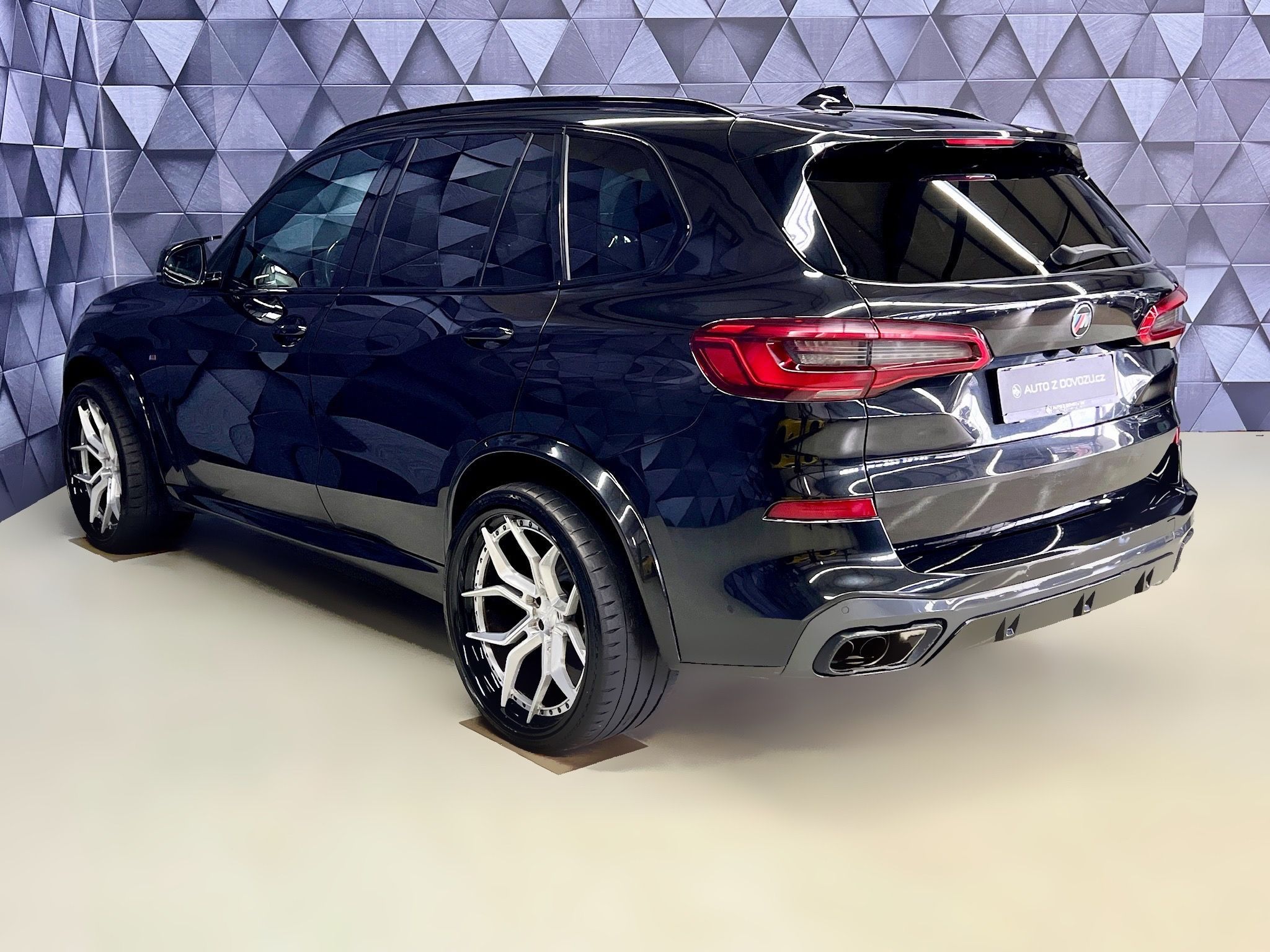 BMW X5, M50i 457KW COMPETITION, VZDUCH - fotka 5