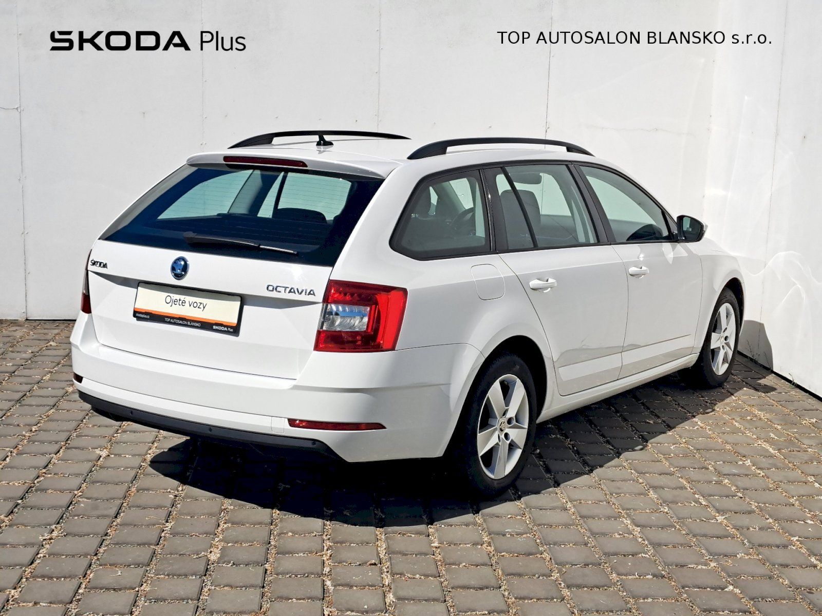 Škoda Octavia, 1,6TDI 85kW Ambition Plus - fotka 2