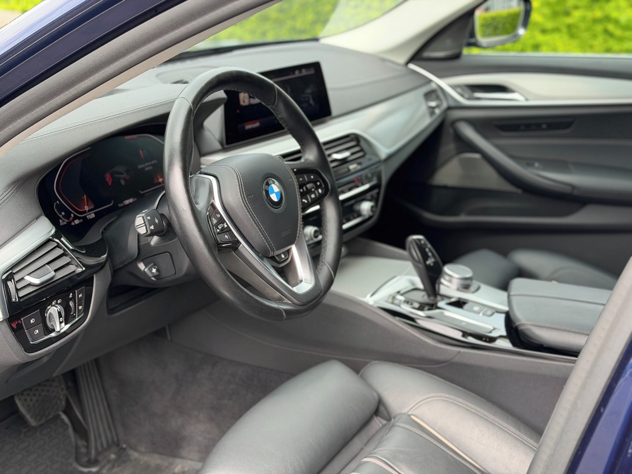 BMW Řada 5, 530 d xDrive Luxury, nez.topen - fotka 5