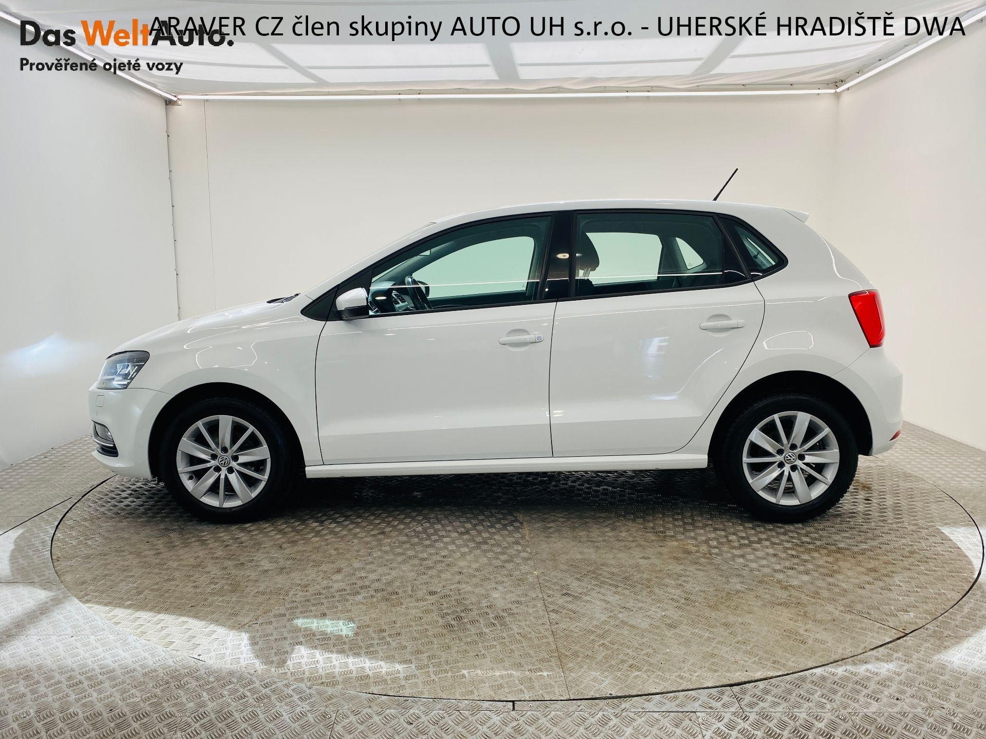 Volkswagen Polo, 1.2 TSI 66kW HIGHLINE - fotka 3